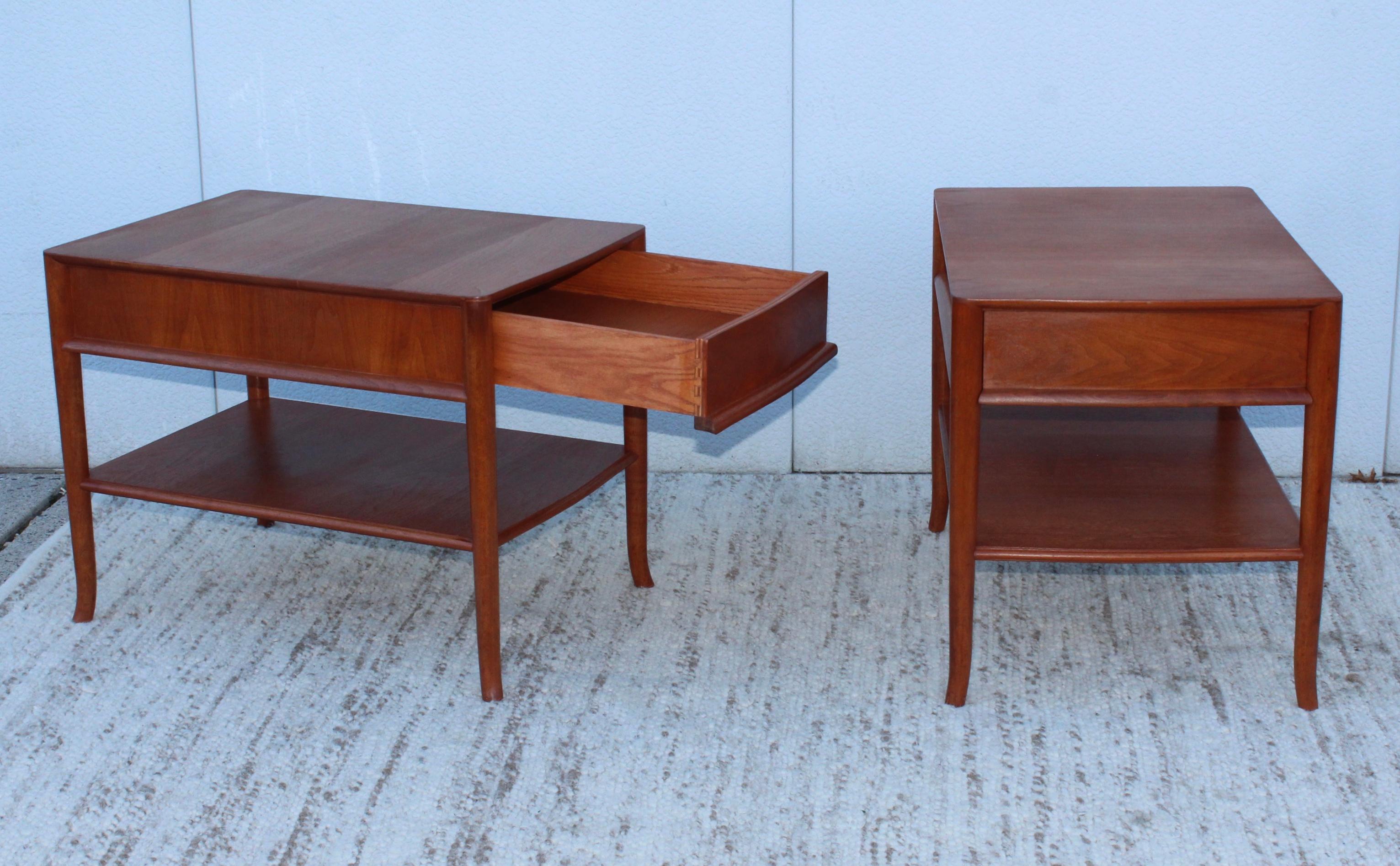 T.H. Robsjohn-Gibbings for Widdicomb Bedside Tables In Good Condition In New York, NY