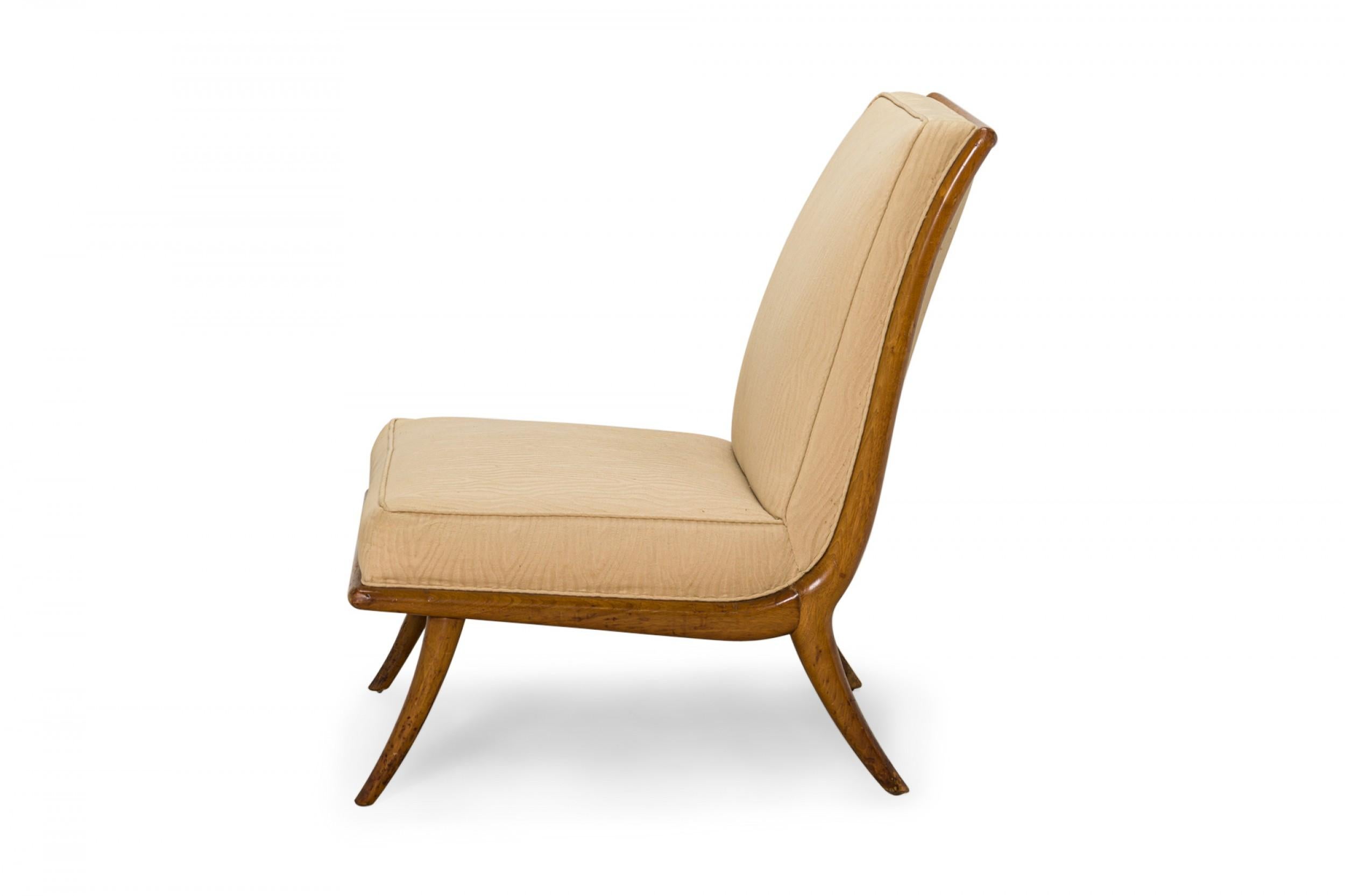 Fatto a mano T.H. Robsjohn-Gibbings per Widdicomb Sedia Slipper in tessuto beige e noce in vendita