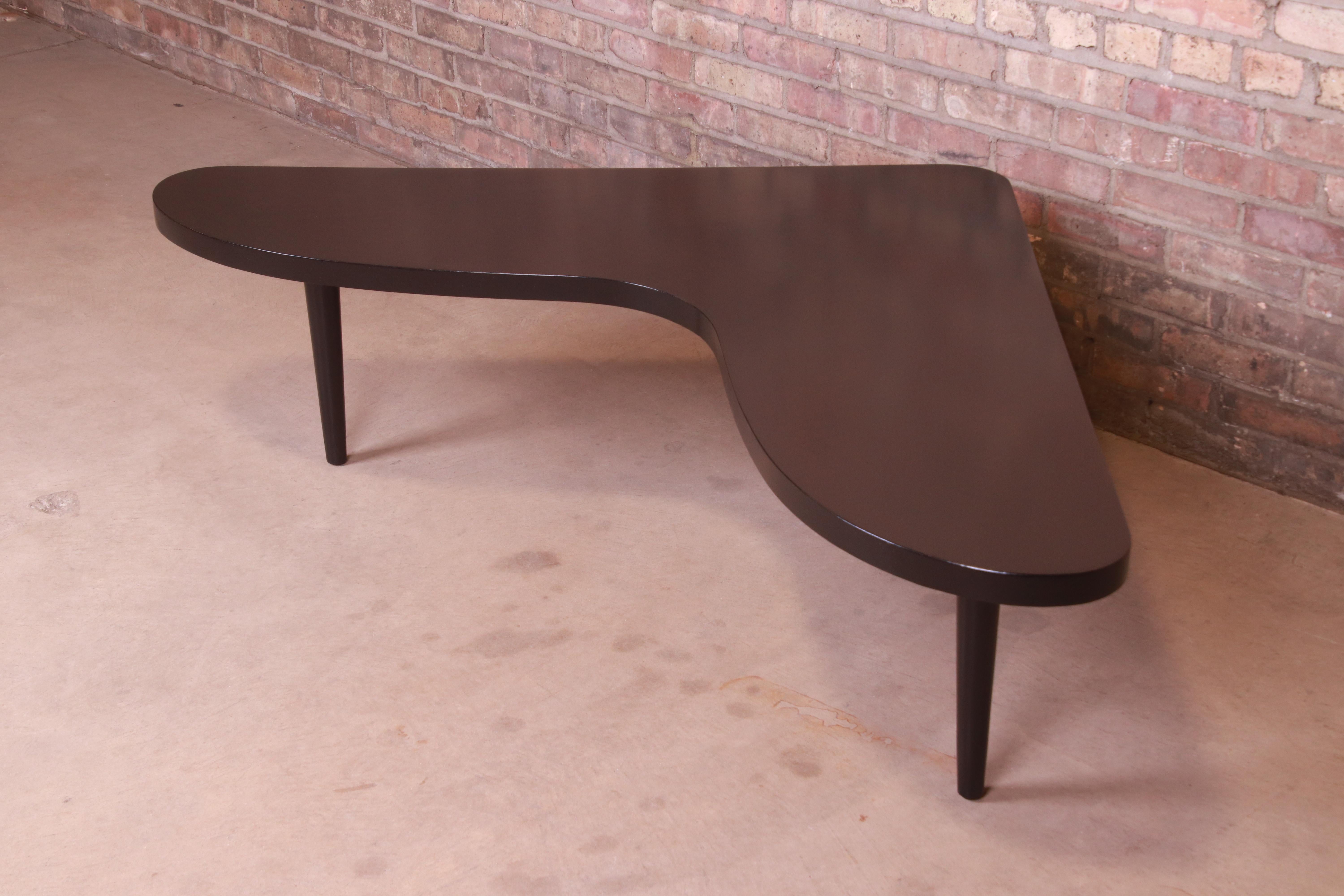 American T.H. Robsjohn-Gibbings for Widdicomb Black Lacquered Boomerang Coffee Table For Sale