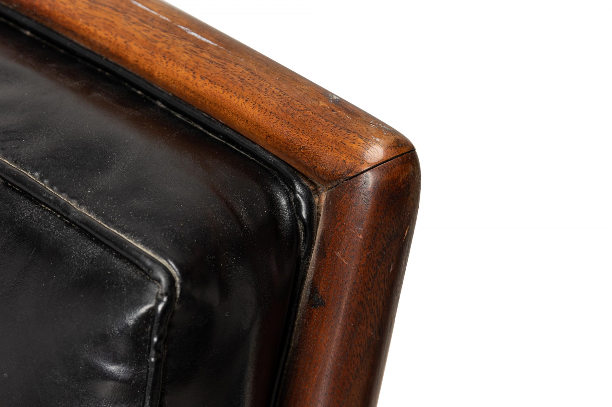 Upholstery T.H. Robsjohn-Gibbings for Widdicomb Black Tufted Leather Lounge Chair For Sale
