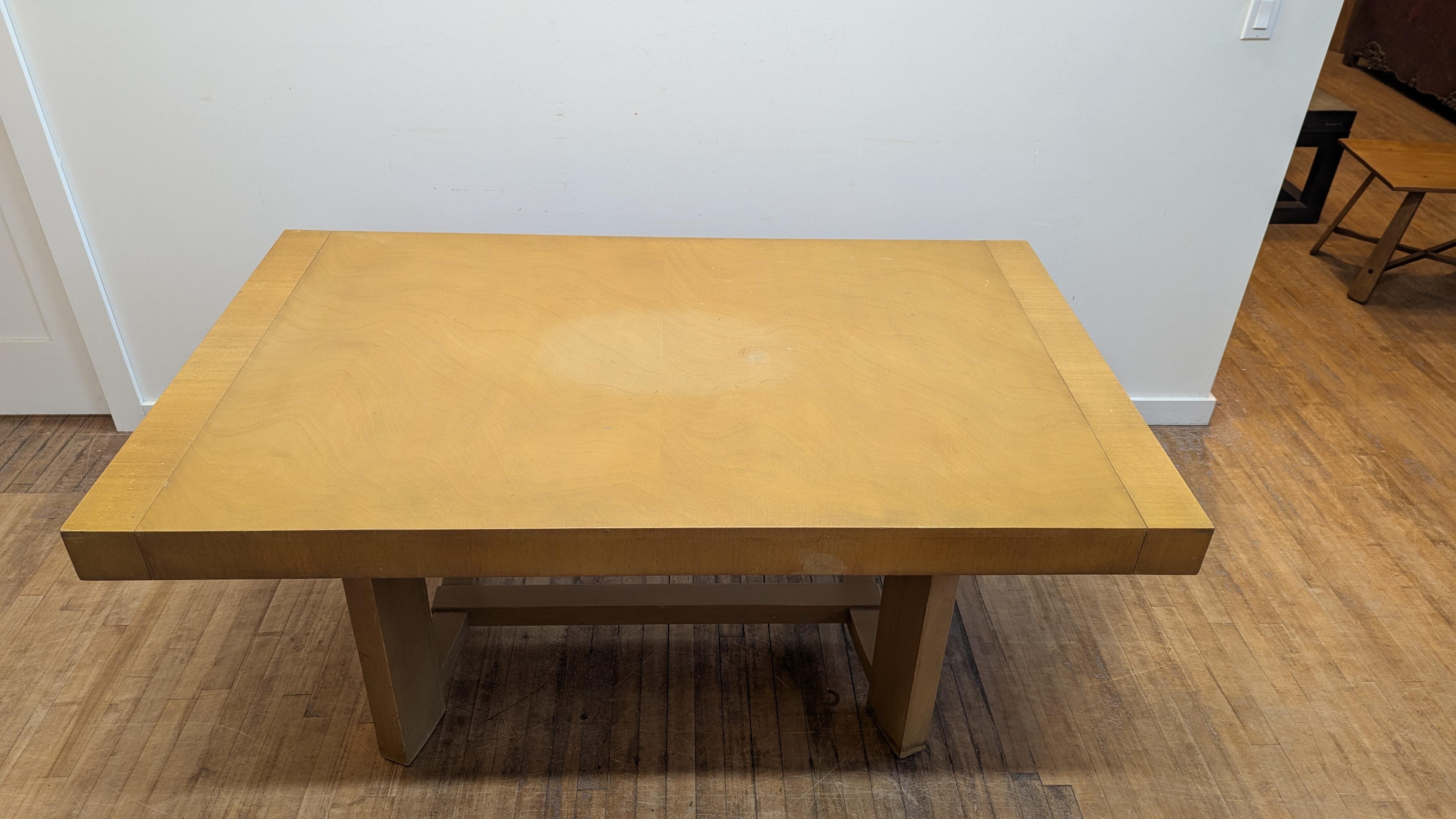 T.H. Robsjohn Gibbings for Widdicomb Dinning Table In Good Condition For Sale In New York, NY