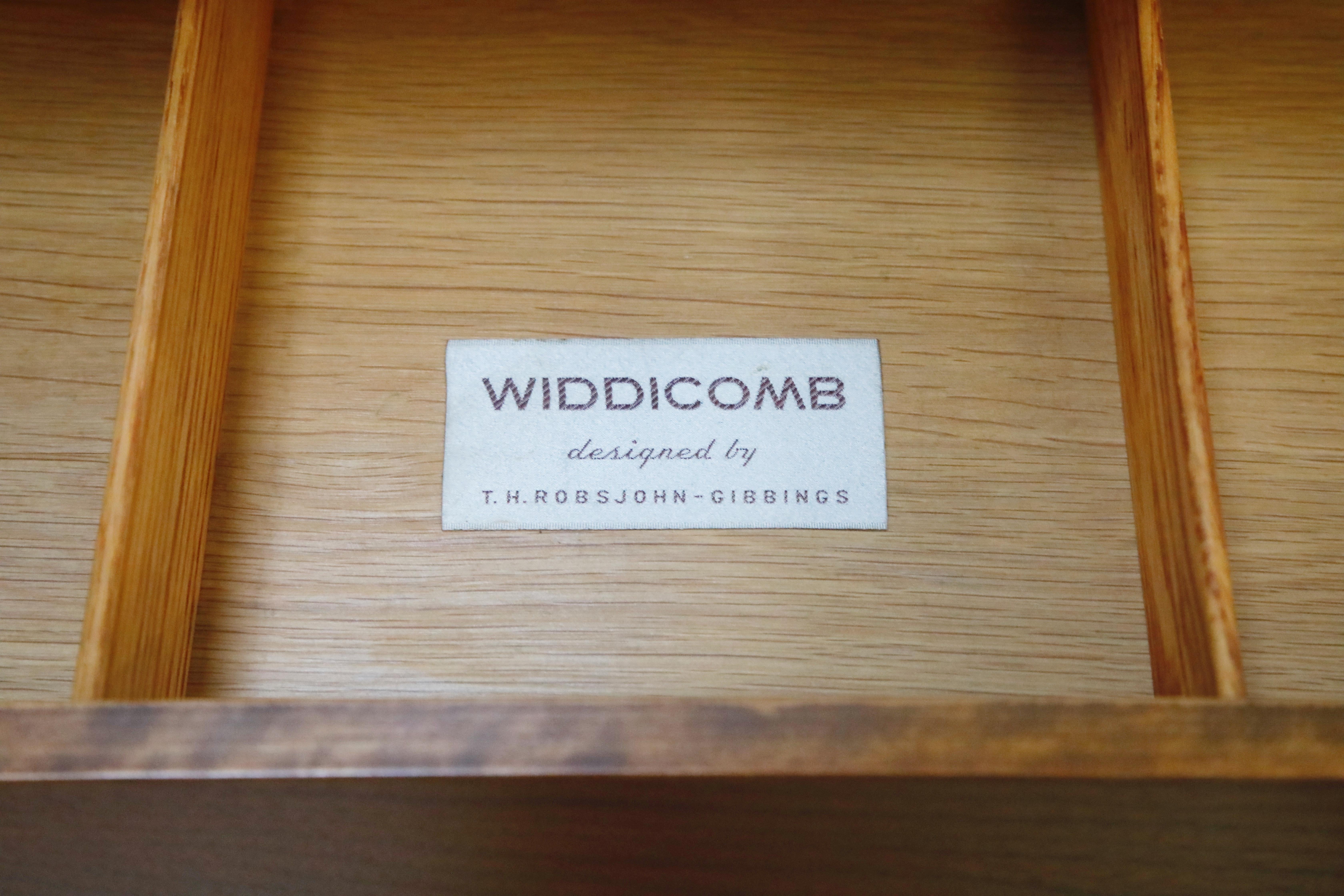 Glass T.H. Robsjohn Gibbings for Widdicomb Display Bookcase Cabinet, 1950s, Signed