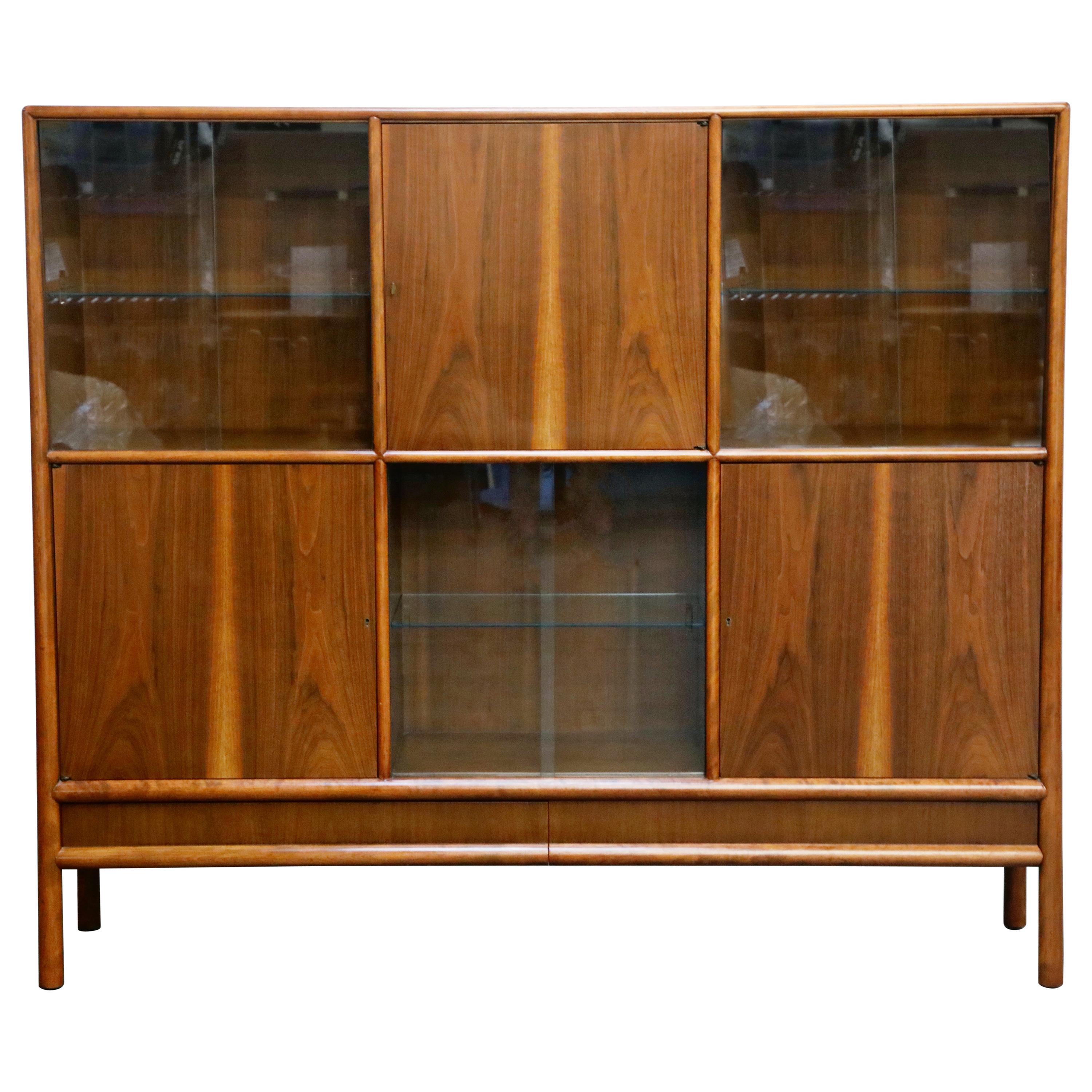 T.H. Robsjohn Gibbings for Widdicomb Display Bookcase Cabinet, 1950s, Signed