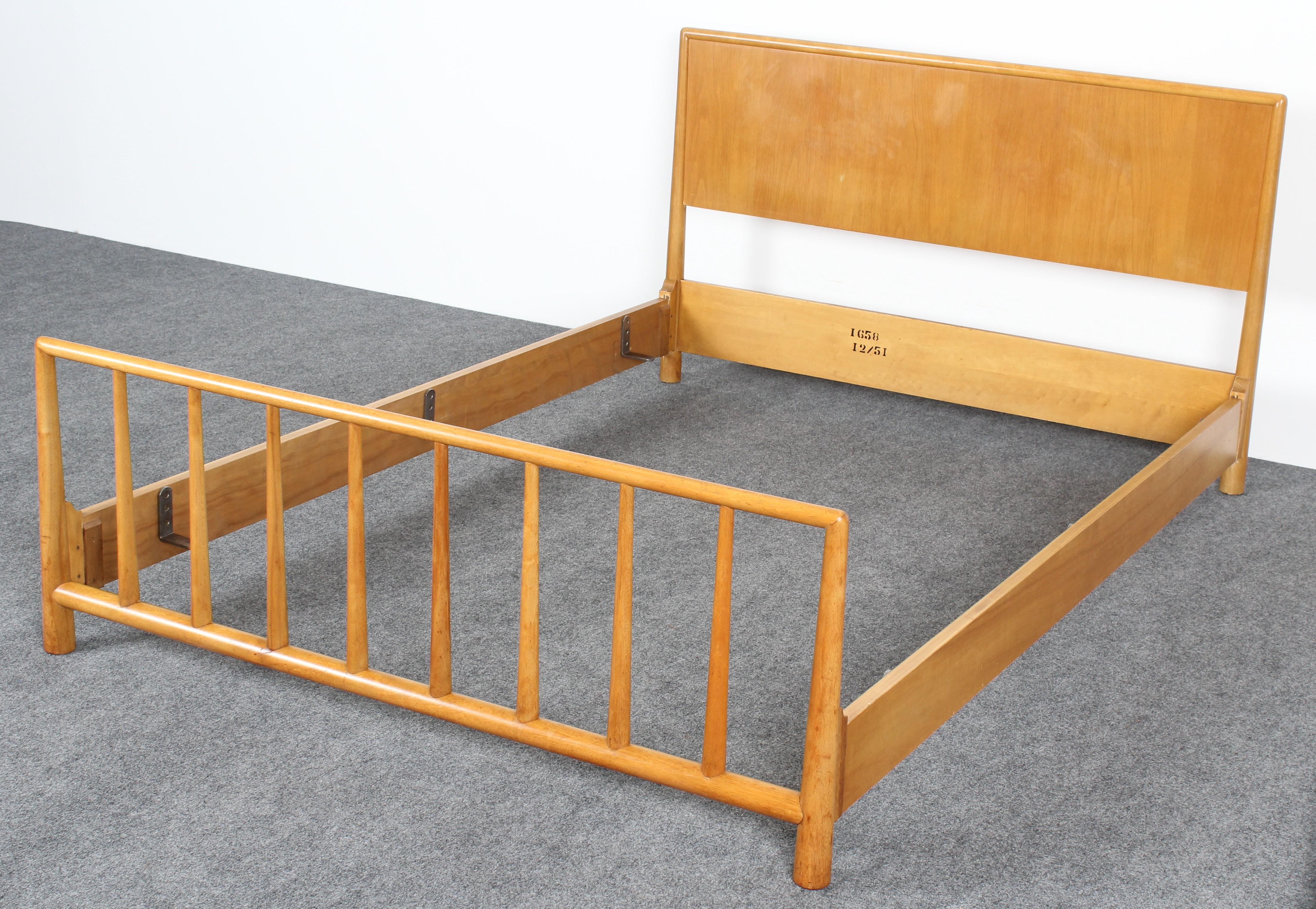Mid-Century Modern T.H. Robsjohn-Gibbings for Widdicomb Full Size Bed, 1951
