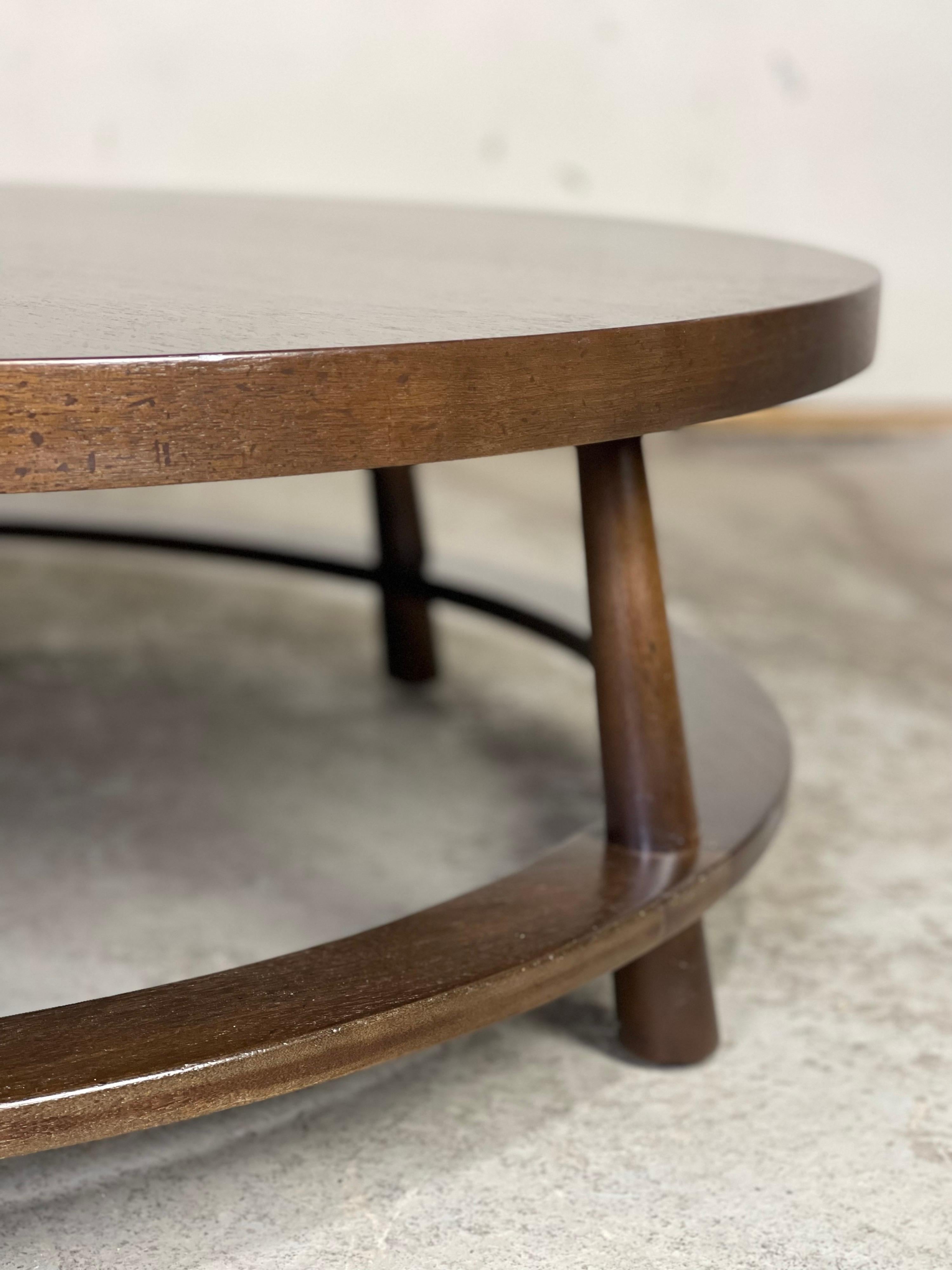 T.H. Robsjohn-Gibbings for Widdicomb Large Round Coffee Table, 1954  In Good Condition In Framingham, MA