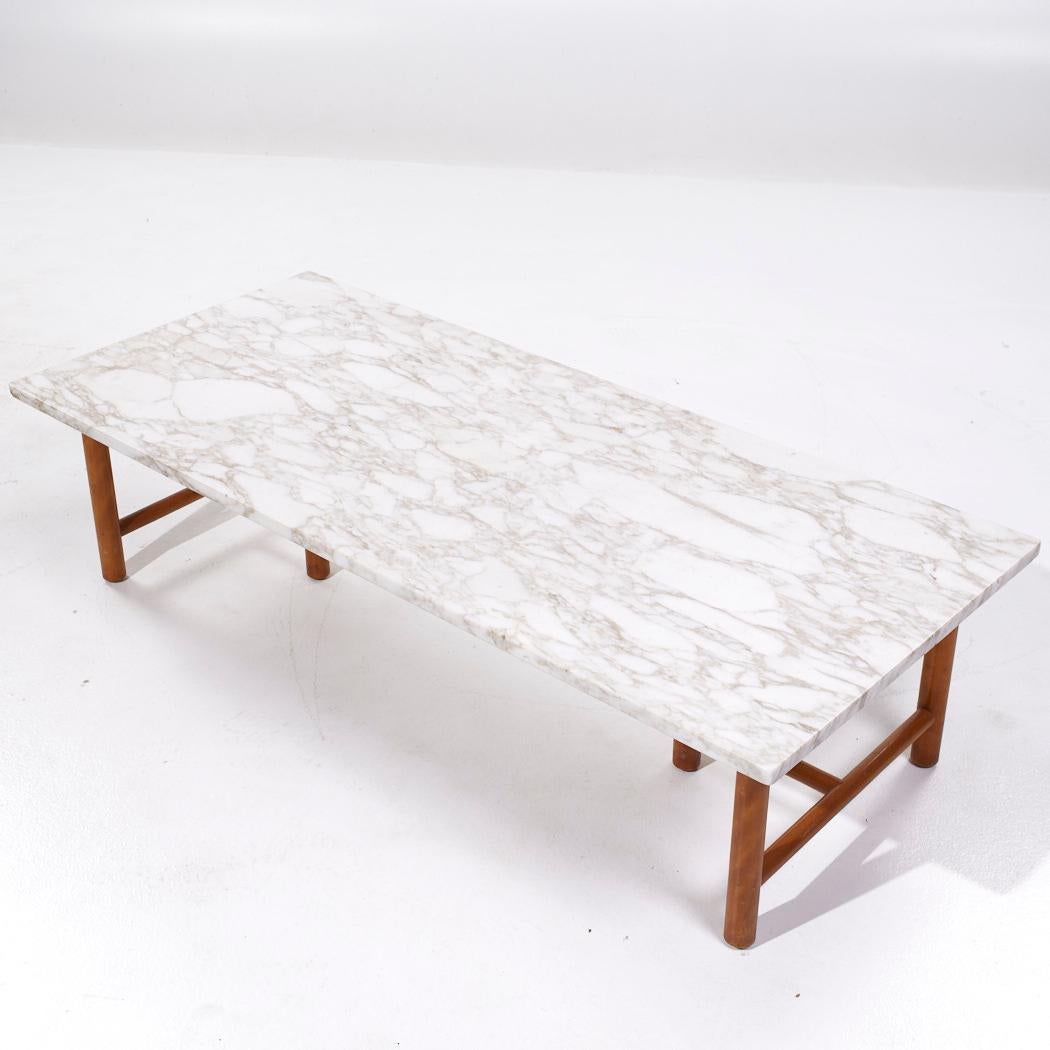 T.H. Robsjohn Gibbings pour Widdicomb Table basse en marbre du milieu du siècle dernier en vente 2