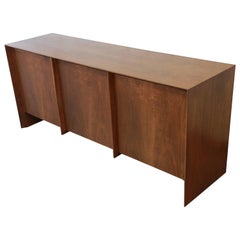 T.H. Robsjohn-Gibbings for Widdicomb Mid-Century Modern Walnut Credenza