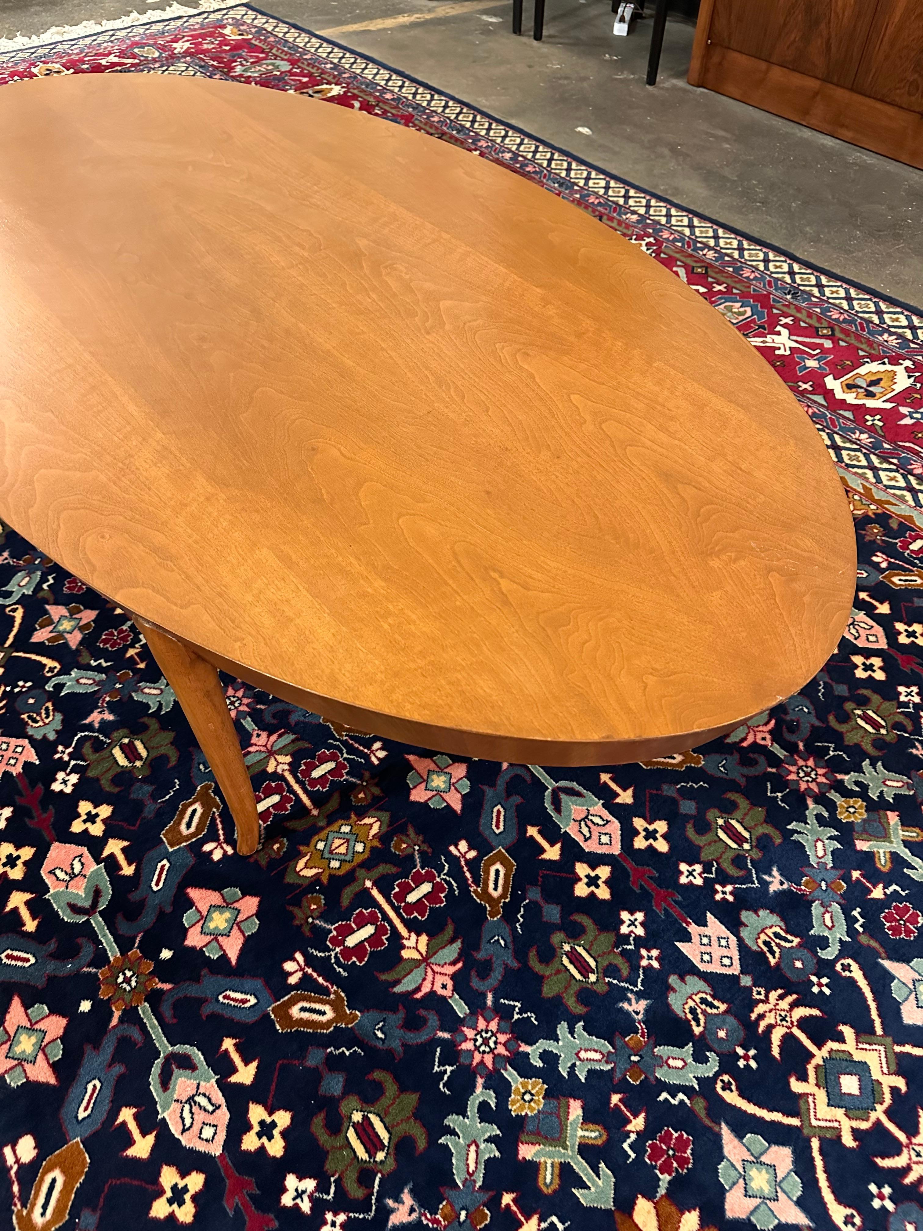 Américain T.H. Table basse ovale Robsjohn-Gibbings pour Widdicomb en vente