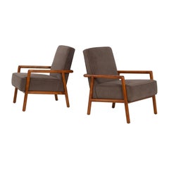 T.H. Robsjohn-Gibbings for Widdicomb Pair of Model 1601 Lounge Chairs, 1955