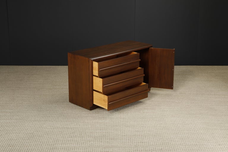T.H. Robsjohn-Gibbings for Widdicomb Refinished Dresser / Credenza 1950s, Signed For Sale 1