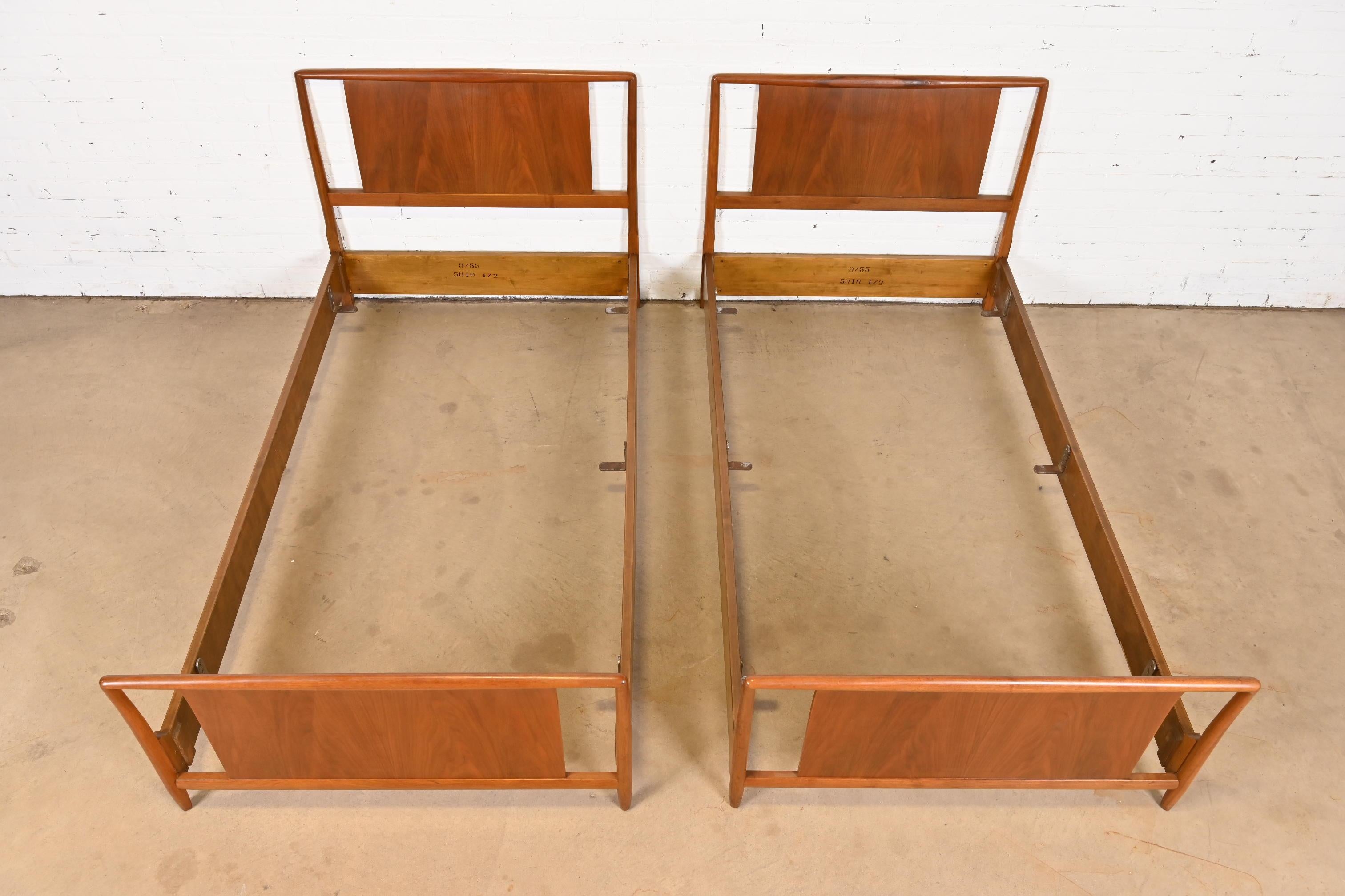 T.H. Robsjohn-Gibbings for Widdicomb Sculptted Walnut Twin Size Beds, Pair 1