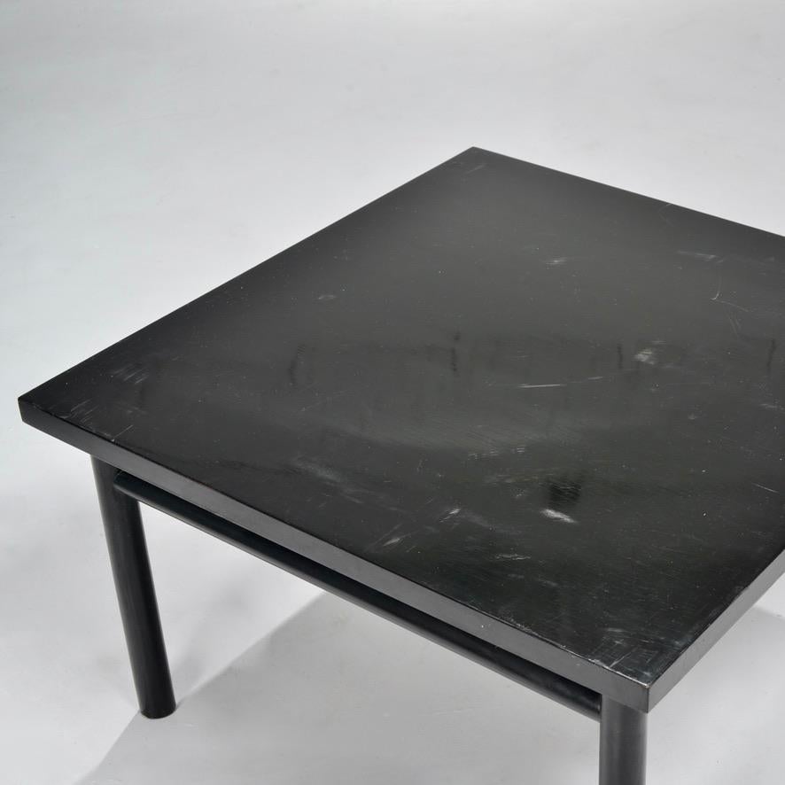 Mid-20th Century T.H. Robsjohn-Gibbings for Widdicomb Side or Coffee Table For Sale