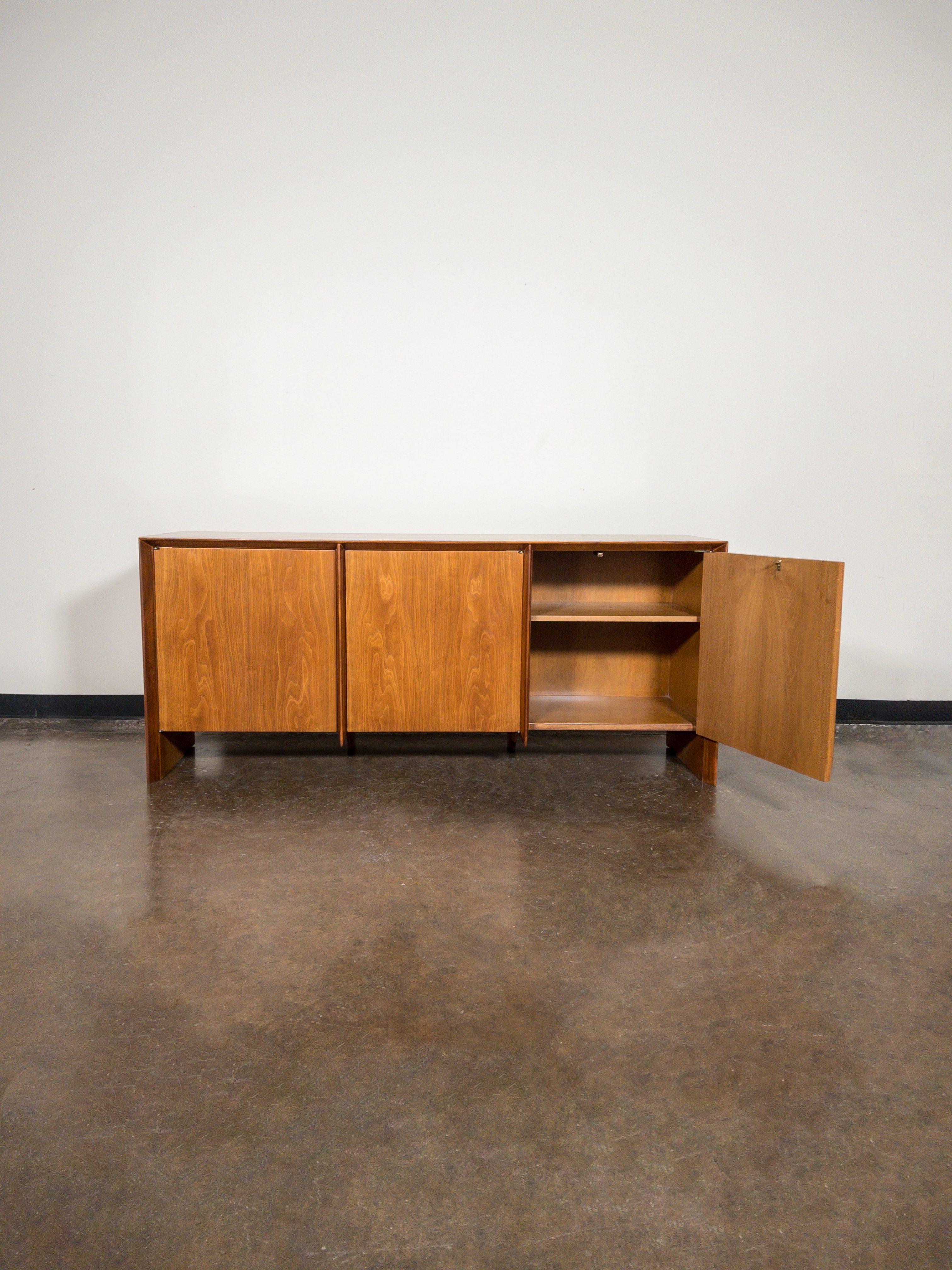 T.H. Robsjohn-Gibbings for Widdicomb Three-Bay Sideboard, c 1950, Signed In Excellent Condition In Los Angeles, CA