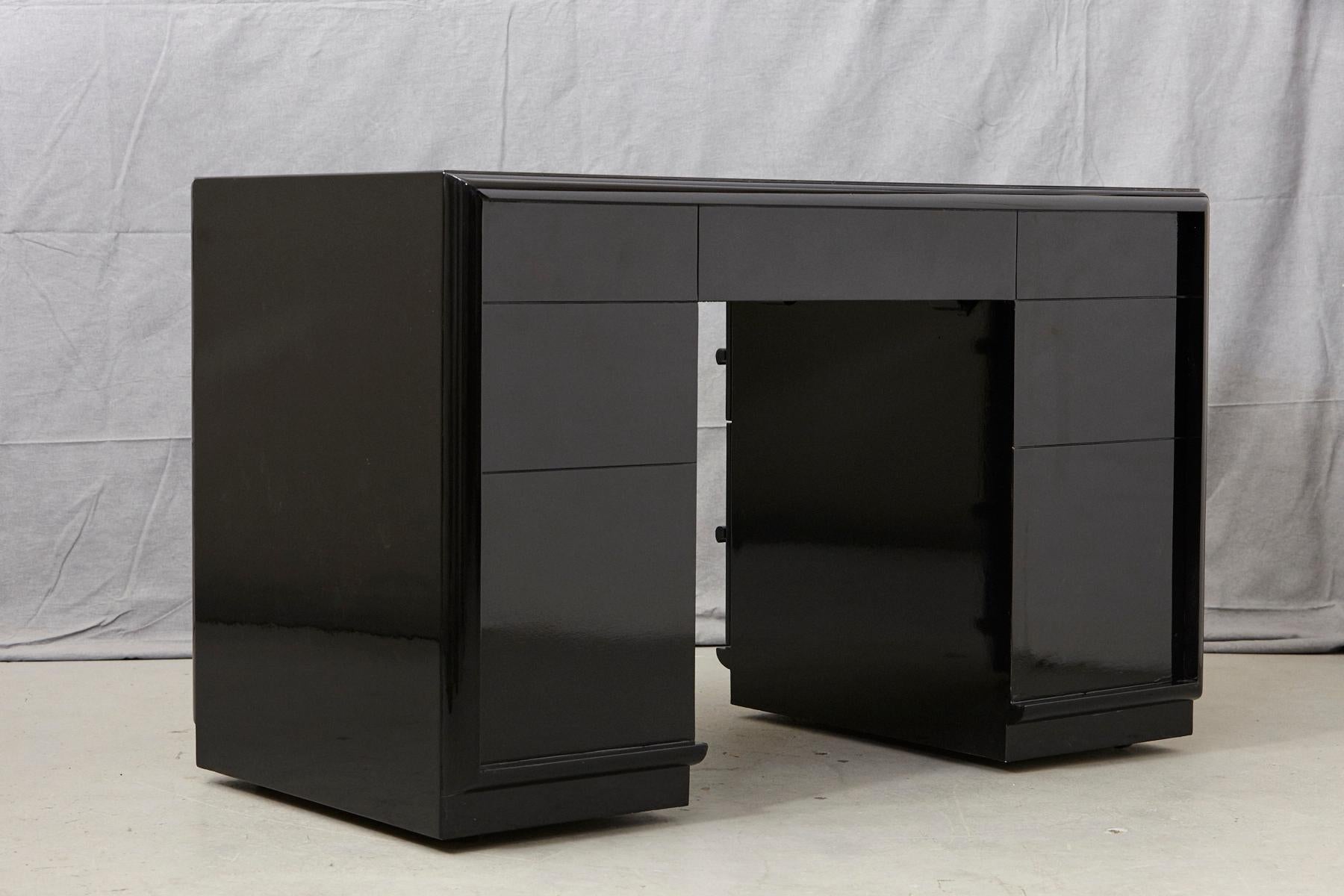 T.H. Robsjohn-Gibbings Kneehole Desk in New Black Piano Lacquer Finish For Sale 3