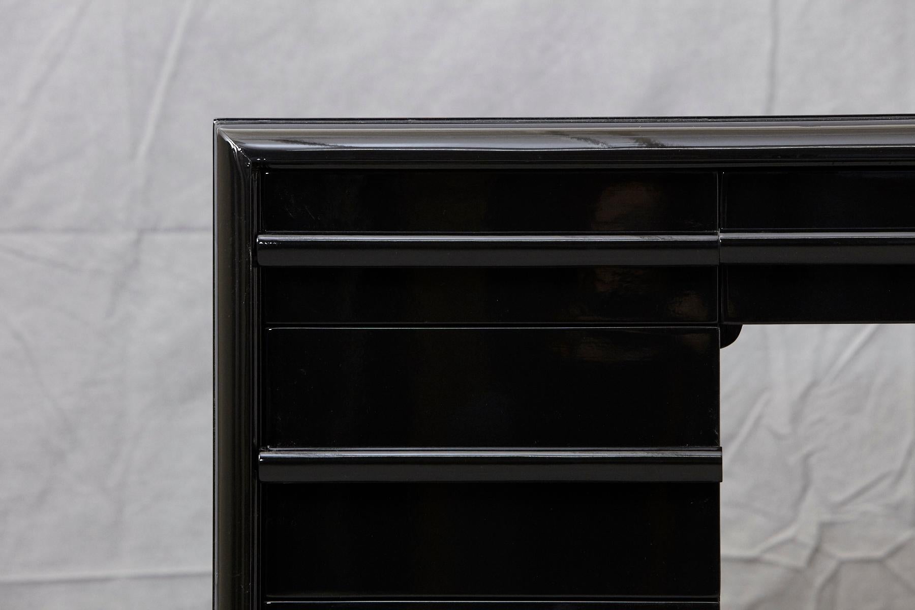 Mid-Century Modern T.H. Robsjohn-Gibbings Kneehole Desk in New Black Piano Lacquer Finish For Sale