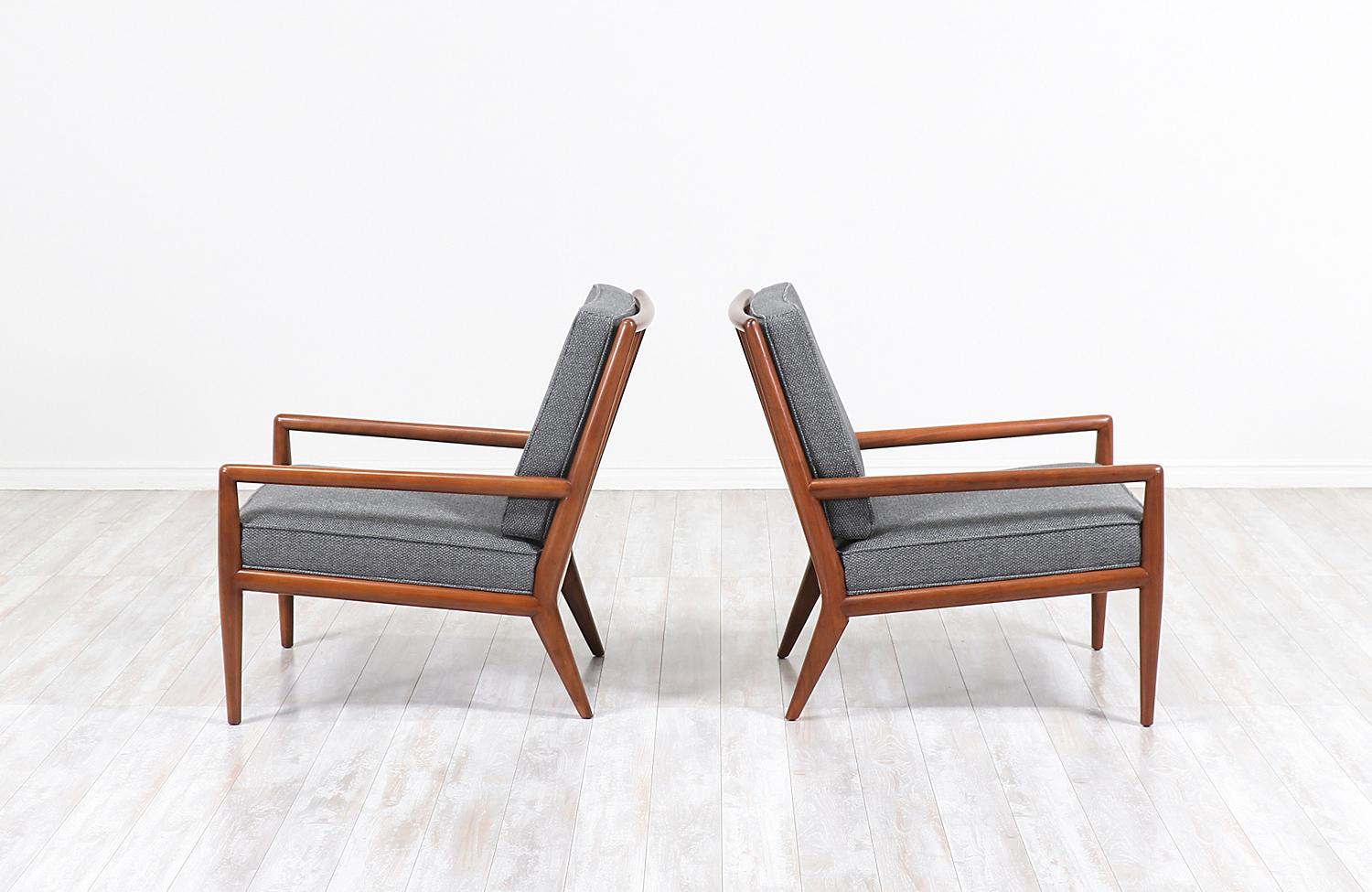 T.H. Robsjohn-Gibbings Lounge Chairs for Widdicomb In Excellent Condition In Los Angeles, CA
