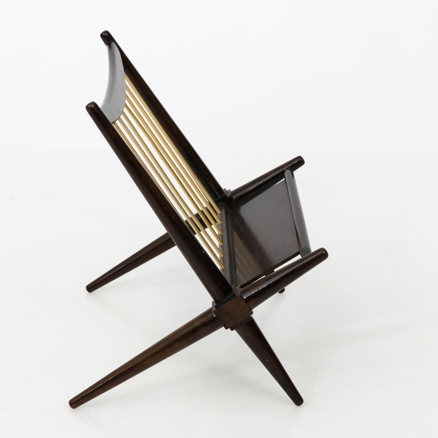 Mid-20th Century T.H. Robsjohn-Gibbings Magazine Rack, circa 1950s