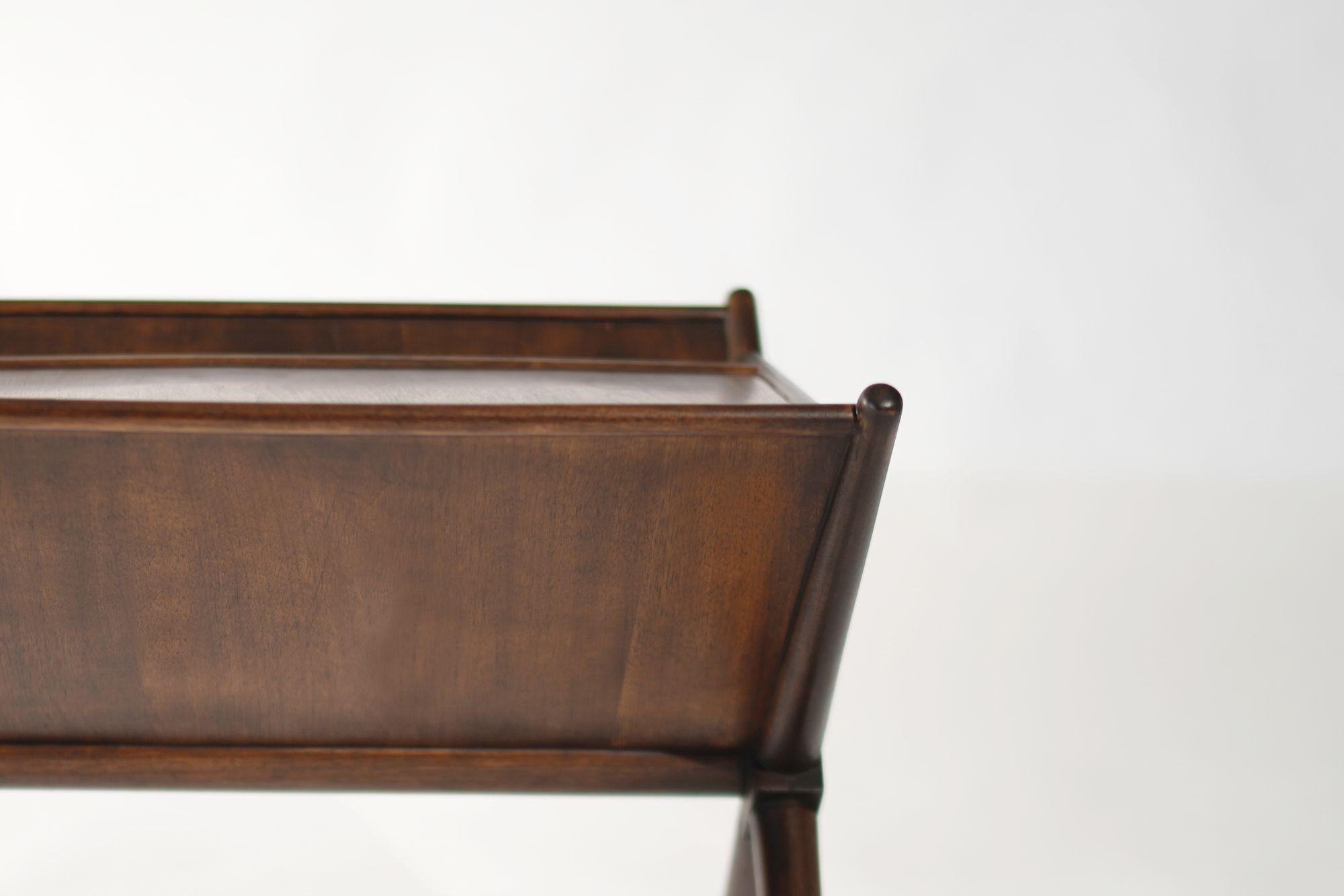 T.H. Robsjohn-Gibbings Magazine Table, C. 1950s For Sale 1