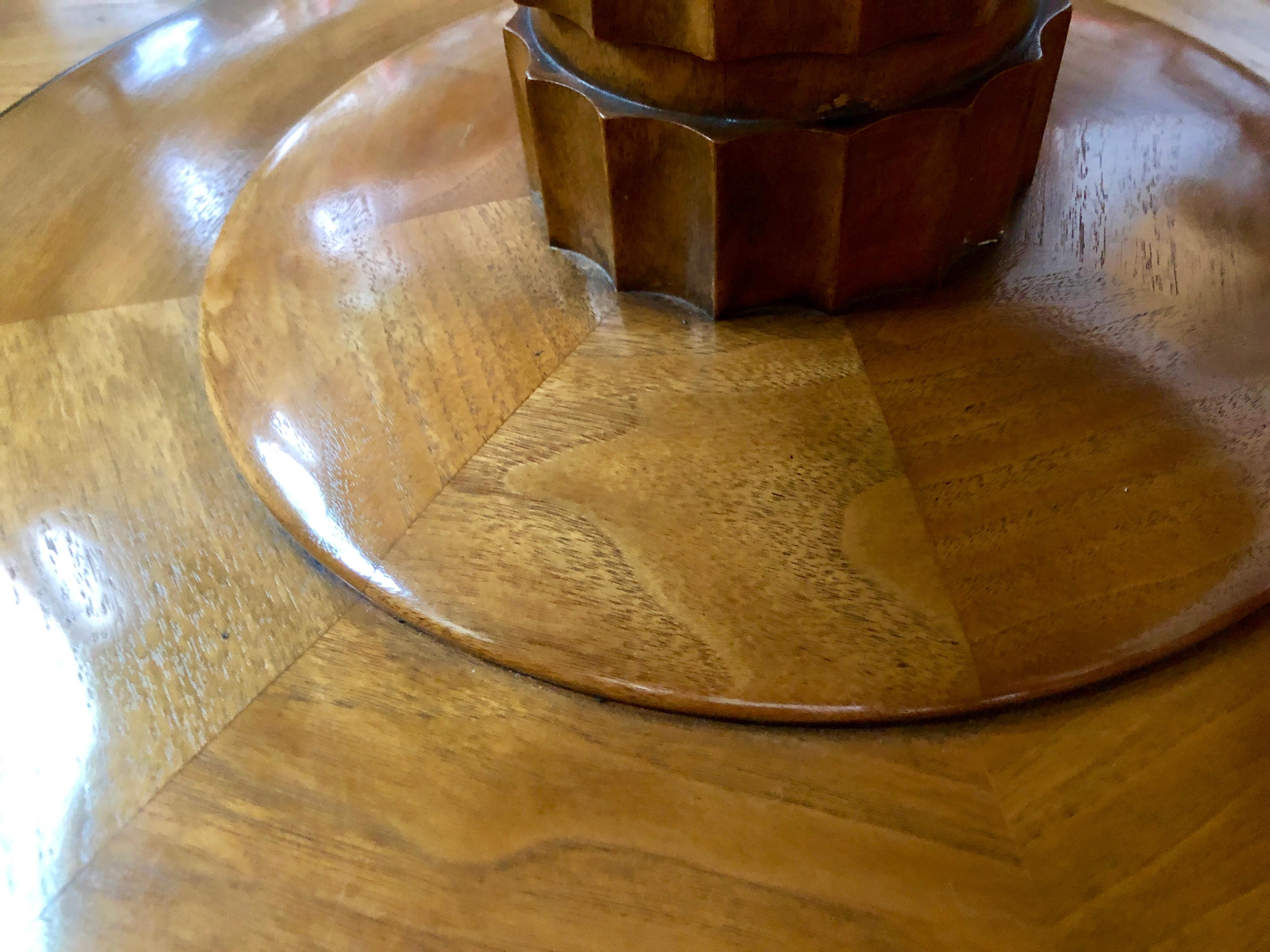 T.H. Robsjohn-Gibbings Occasional or Center Table for Baker For Sale 3
