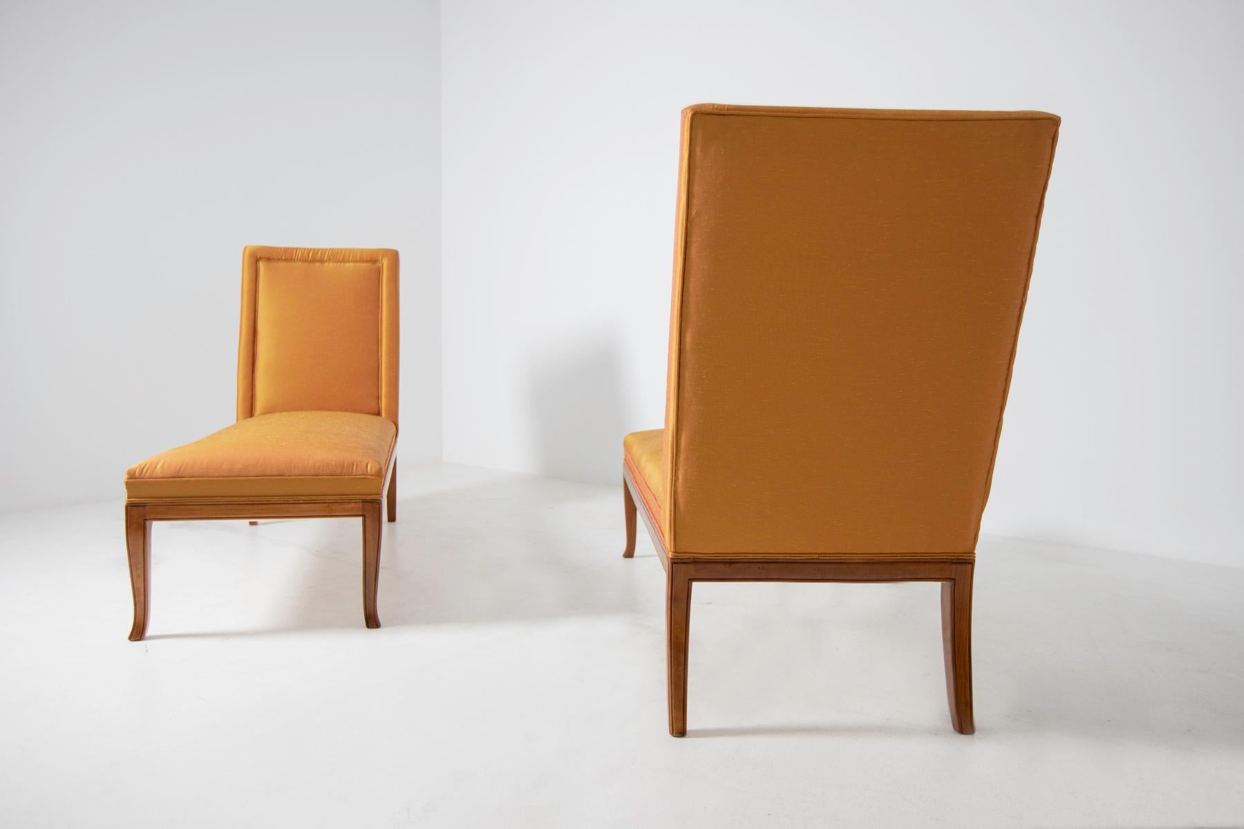T.H. Robsjohn-Gibbings Pair of Chaise Lounges in Orange Silk, 1960s 3