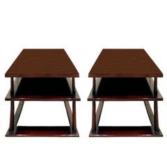 T.H. Robsjohn-Gibbings Pair of End Tables in Walnut, 1950s T.H. Robsjohn-Gibbings Pair of End Tables in Walnut, 1950s