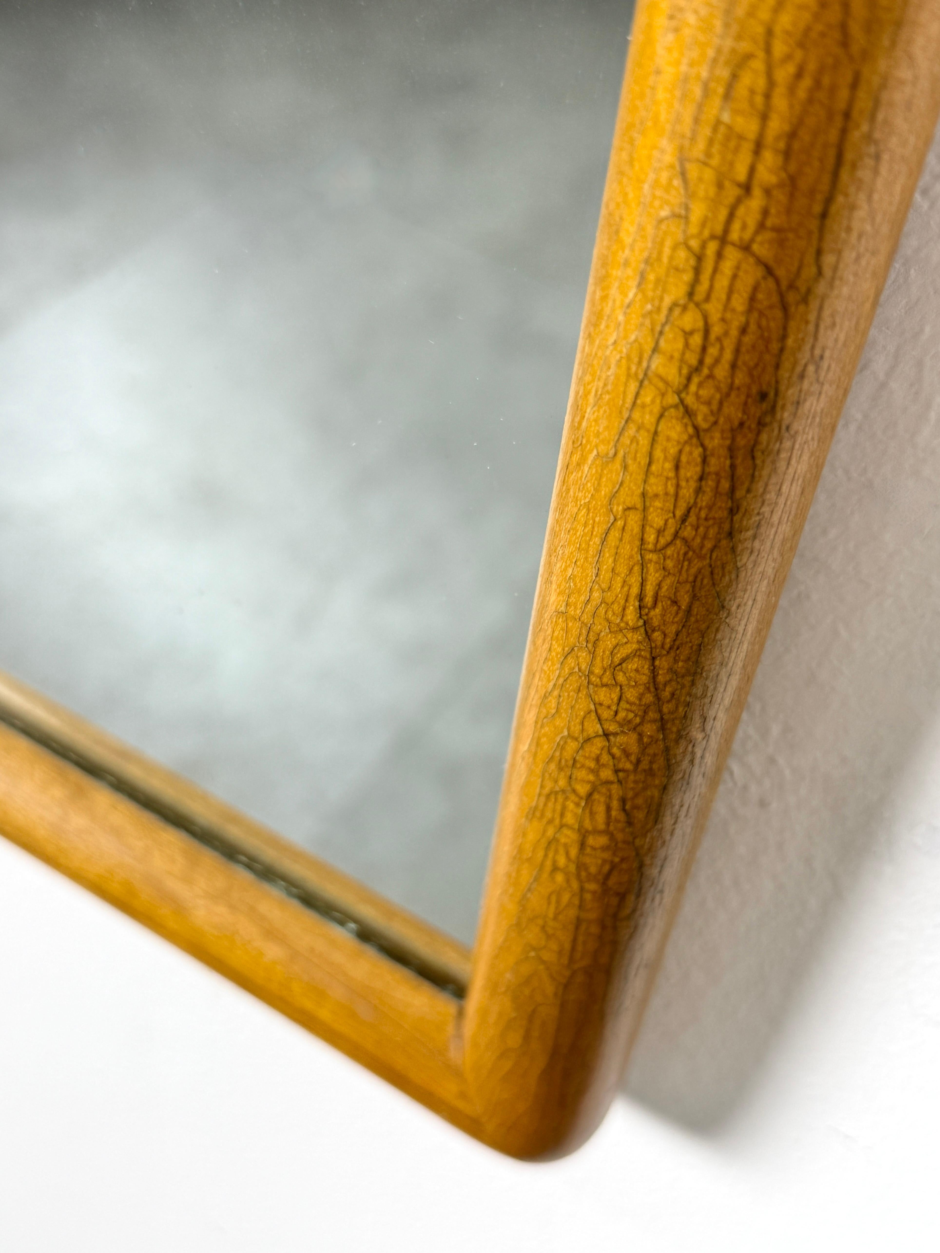 T.H. Robsjohn Gibbings Sculpted Walnut Square Wall Mirror for Widdicomb 1950s In Good Condition For Sale In Troy, MI
