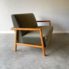 T.H. Sillón Robsjohn-Gibbings