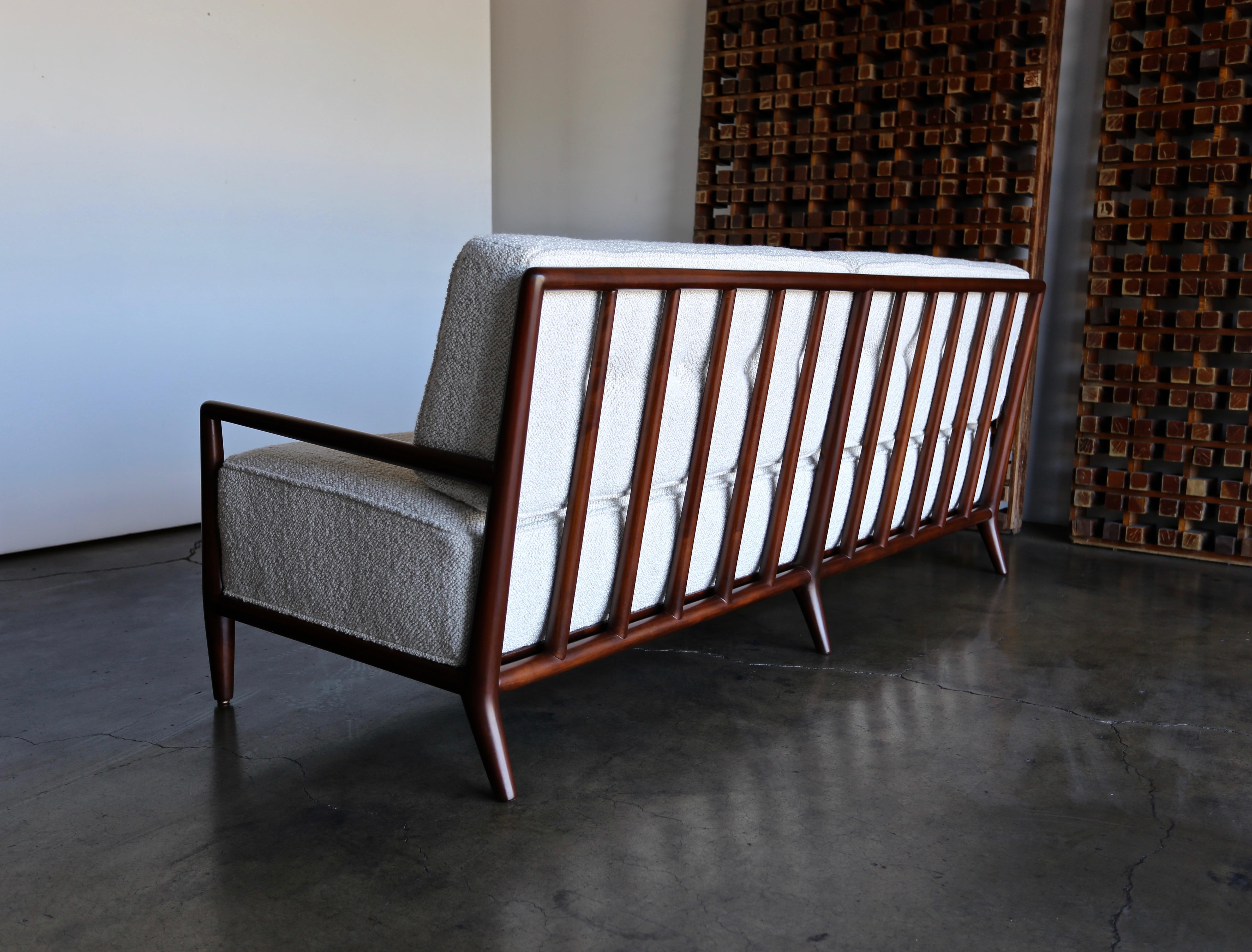 T.H. Robsjohn-Gibbings Sofa for Widdicomb, circa 1955 In Good Condition In Costa Mesa, CA