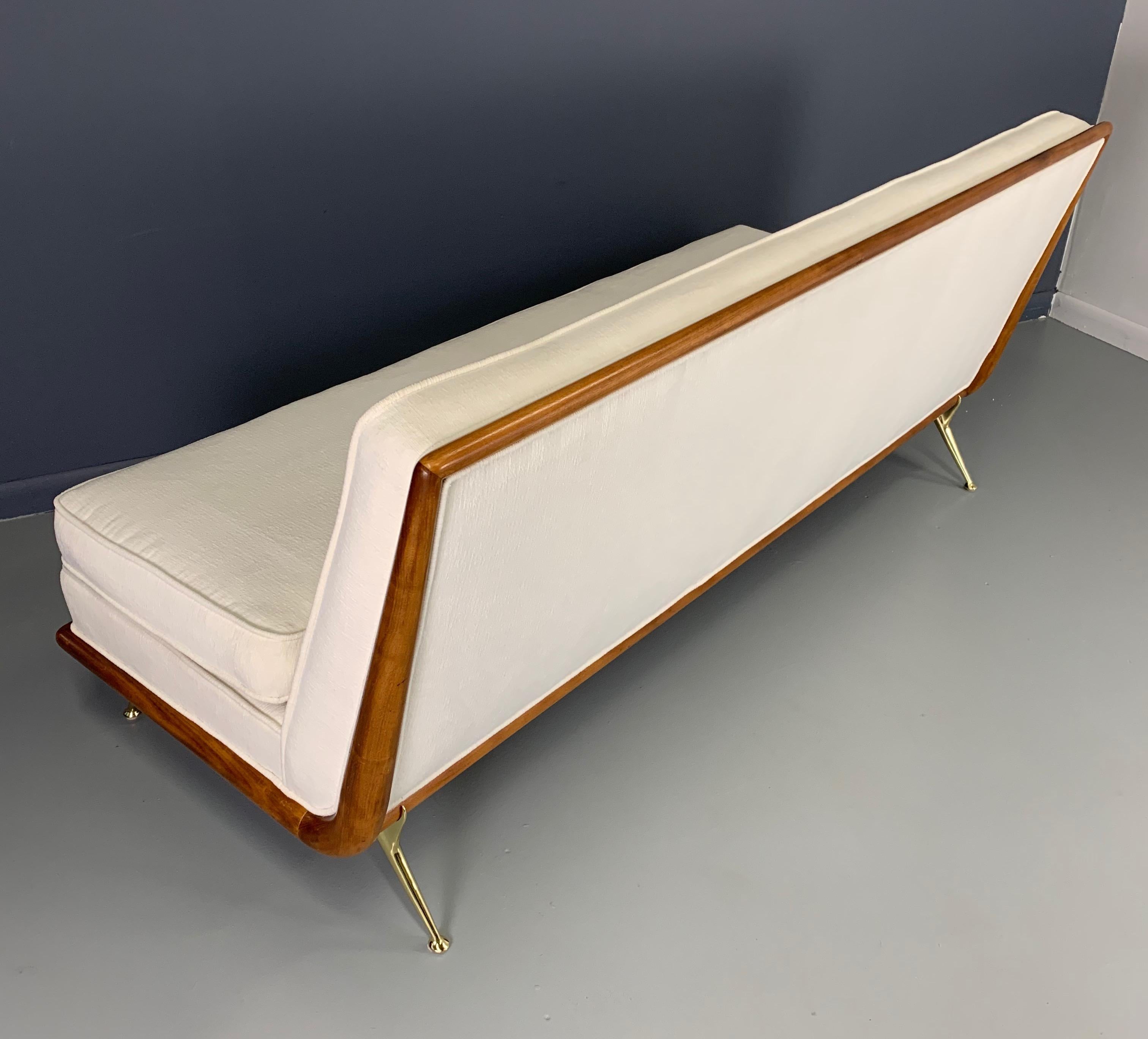 20th Century T.H. Robsjohn-Gibbings Sofa, for Widdicomb Model 1727 circa 1956 Midcentury