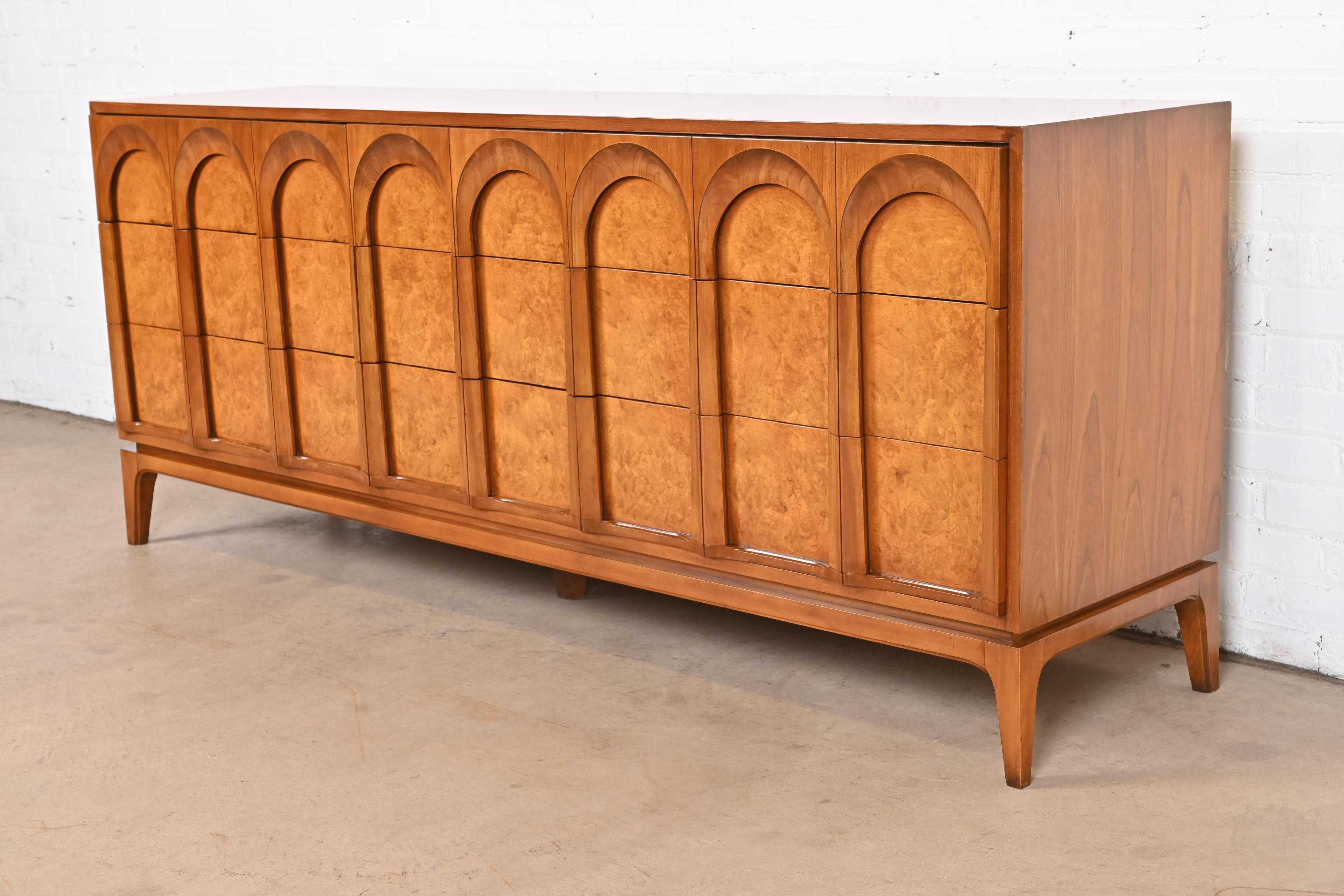 T.H. Robsjohn-Gibbings Style Cherry and Burl Dresser by Thomasville, Refinished In Good Condition In South Bend, IN