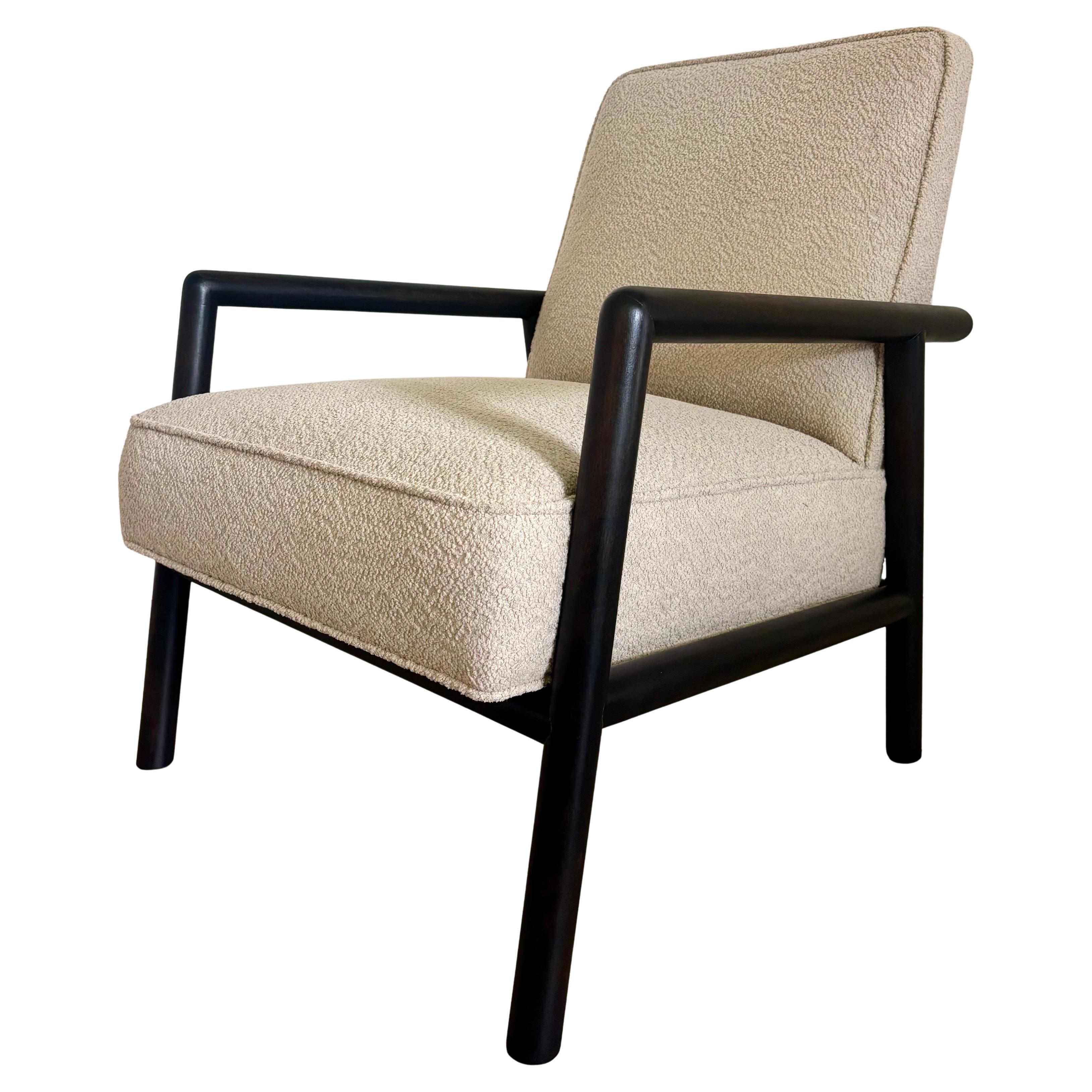 T.H. Robsjohn-Gibbings Silla de Salón Vintage Ebonizada con Bouclé Crema en venta