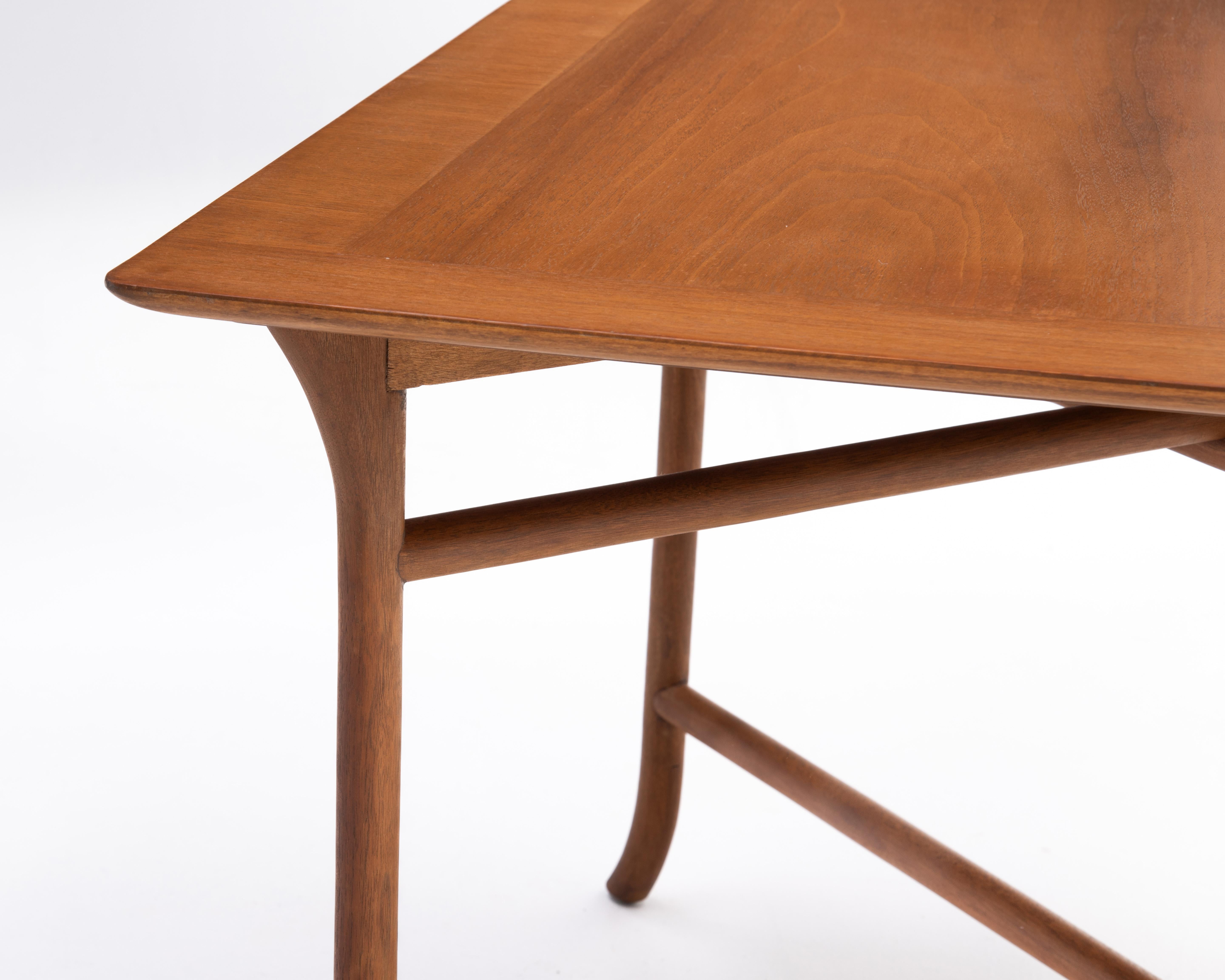 T.H. Robsjohn-Gibbings Widdicomb #3334 Square Saber Leg Coffee End Side Table For Sale 4