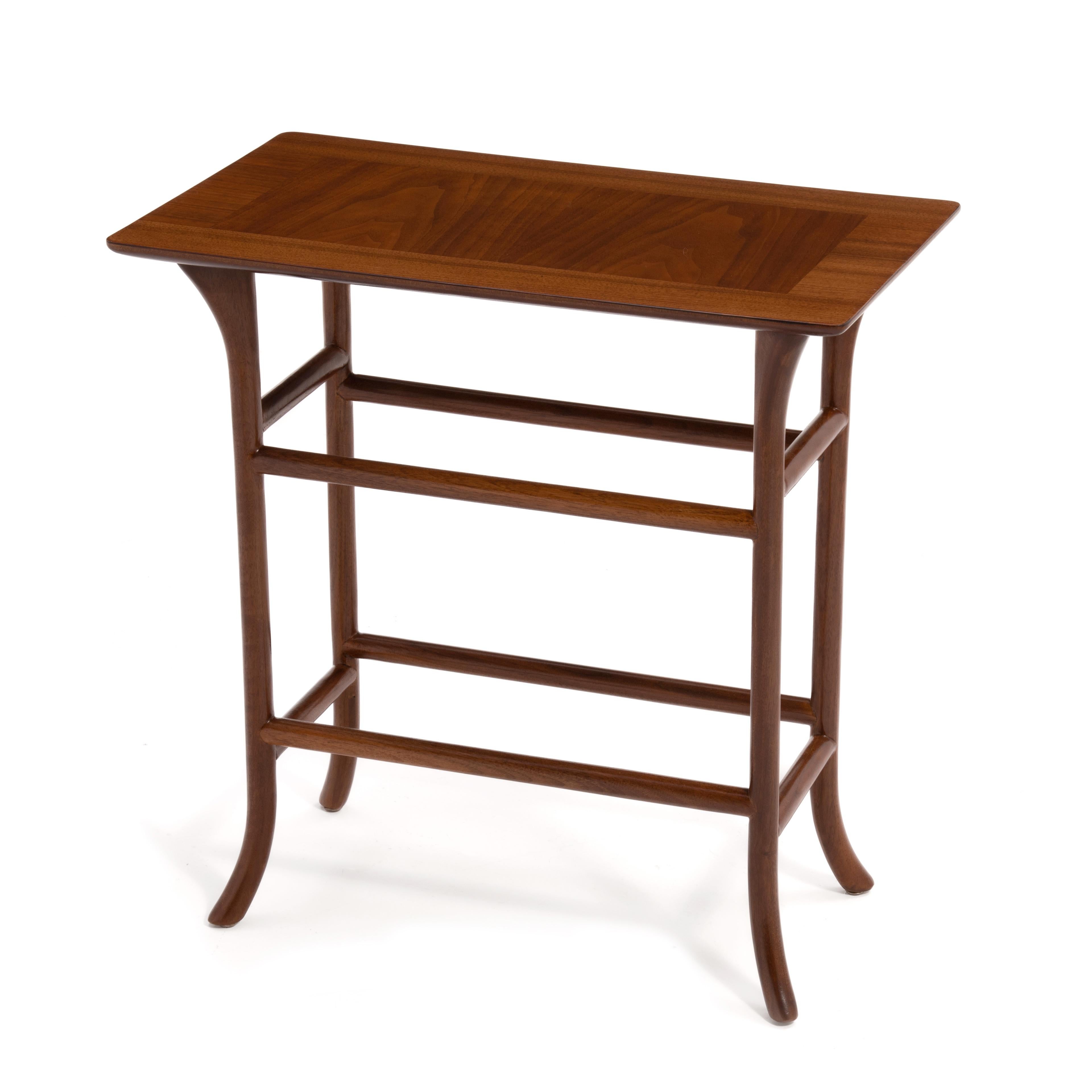 T.H. Robsjohn Gibbings Widdicomb Klismos Banded Mahogany Side Lamp Table In Good Condition For Sale In Forest Grove, PA