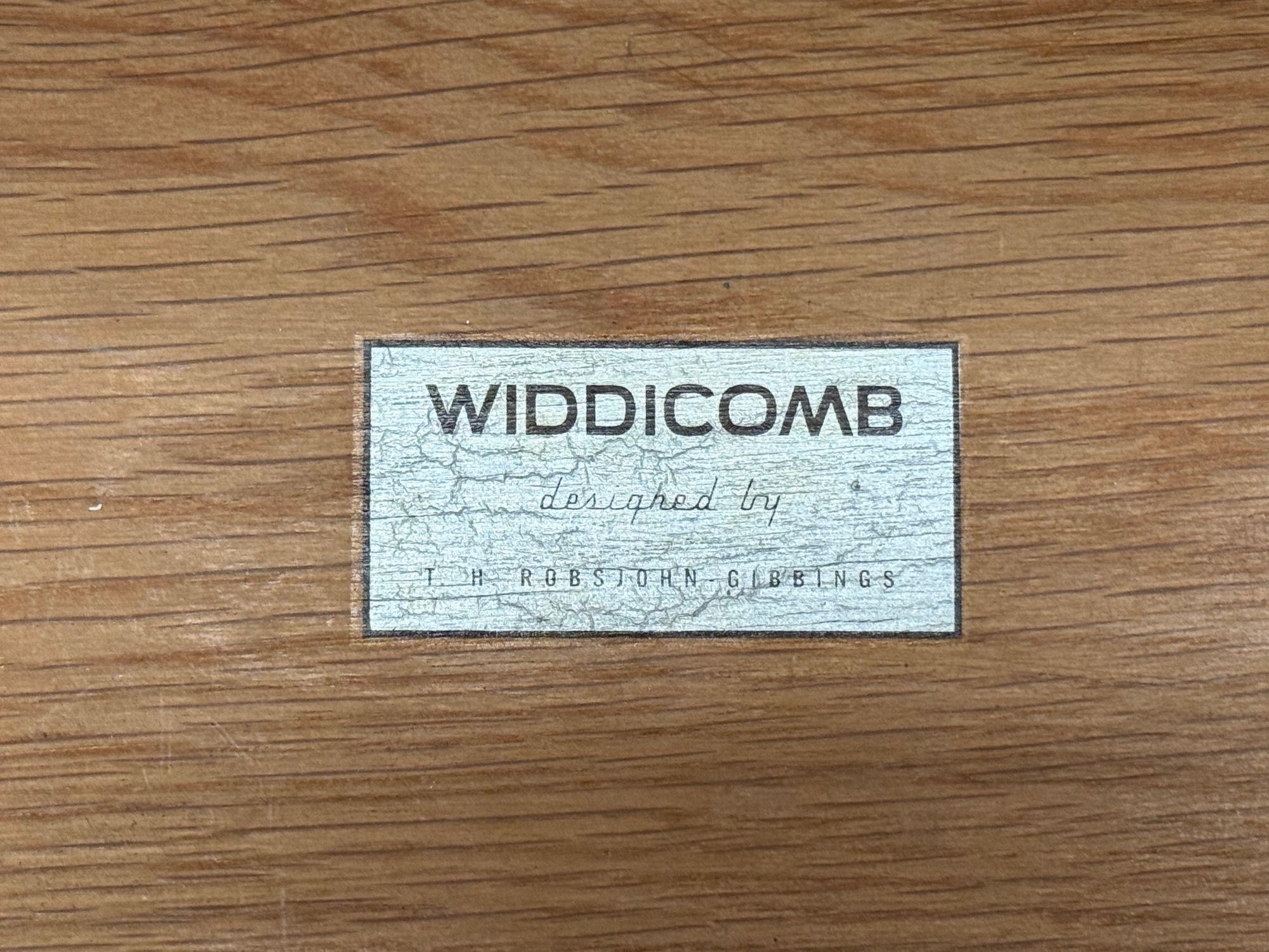 T.H. Robsjohn Gibbings, Widdicomb, Walnut, Highboy Secretary, États-Unis, années 1960 en vente 8