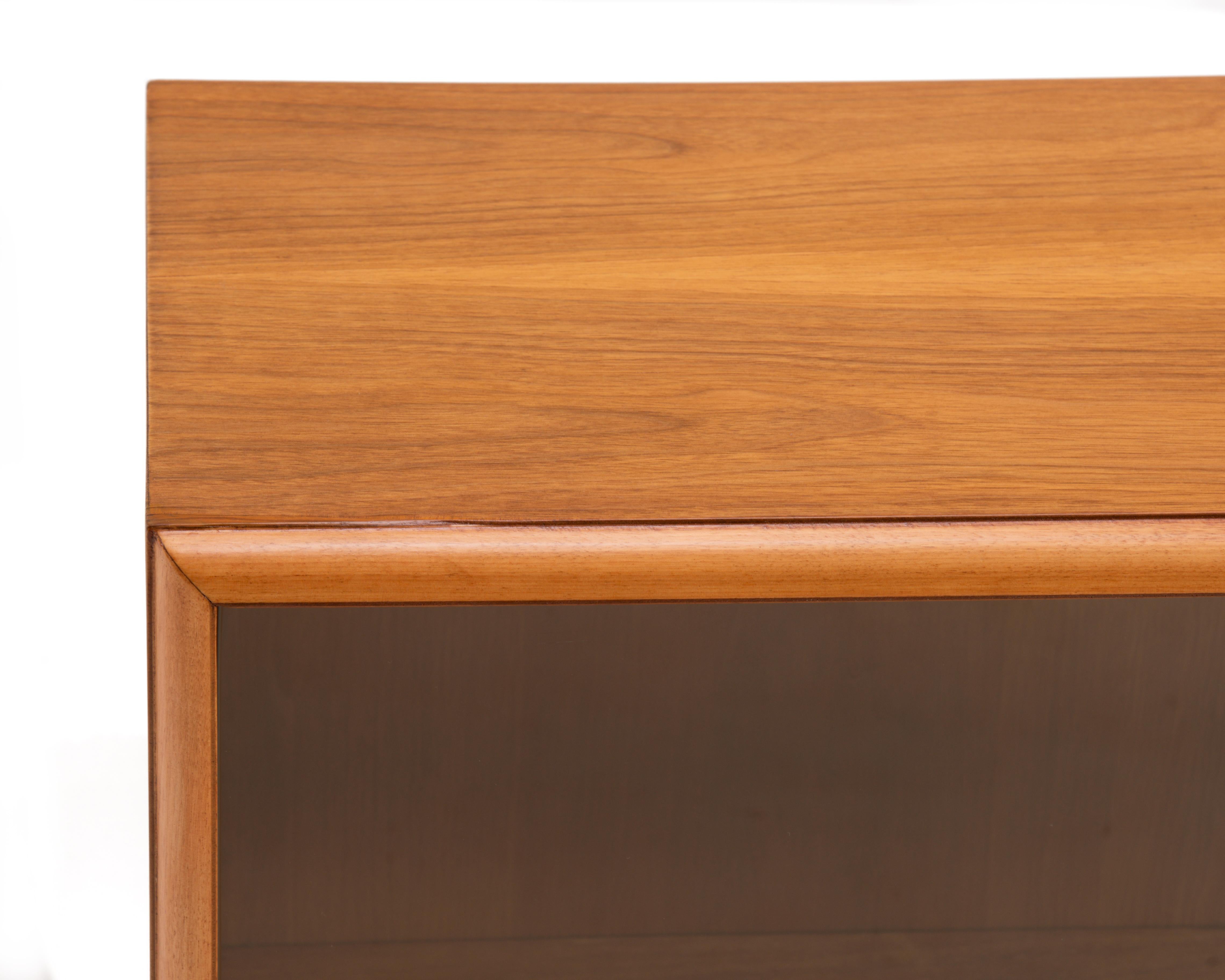 T.H. Robsjohn Gibbings Widdicomb Walnut Sliding Glass Door Bookcase Mid Century For Sale 1