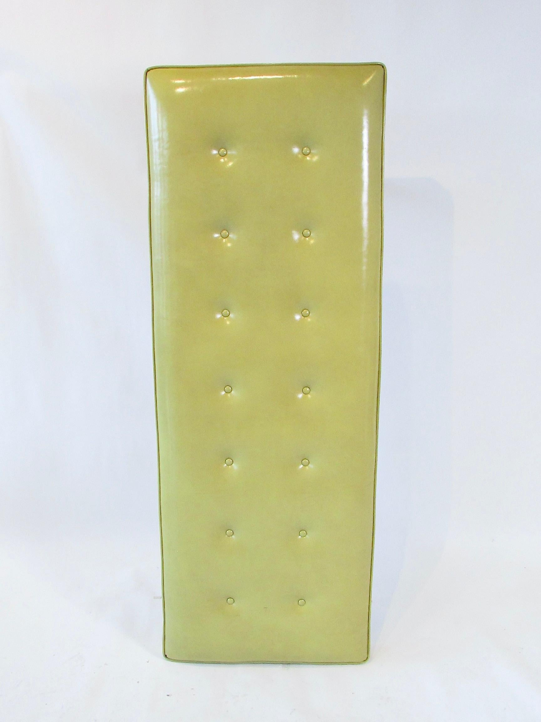 TH Robsjohn Gibbings Widdicomb Banco de cuero con base en X y mechón de botones siglo XX en venta