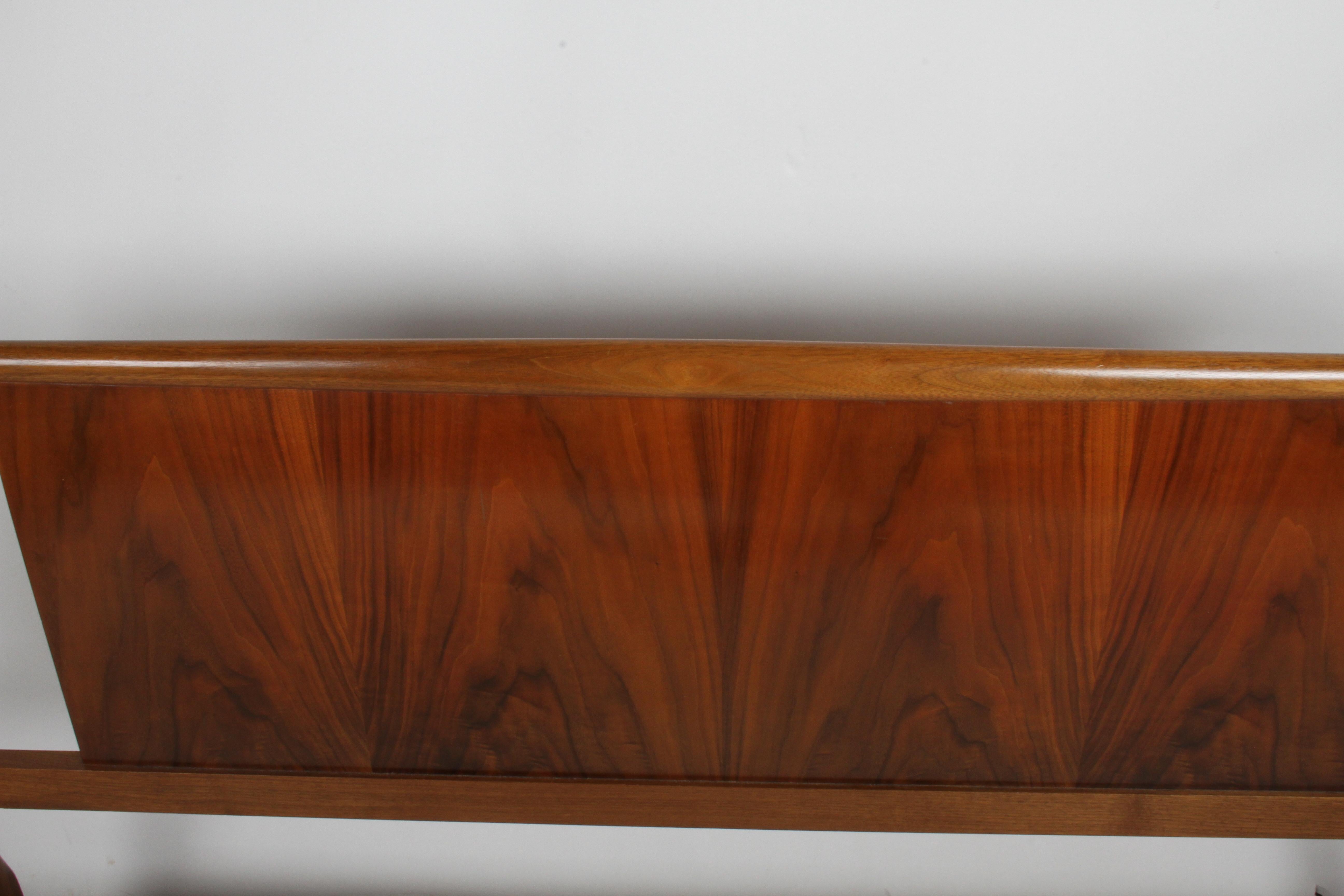 American T.H. Robsjohns-Gibbings for Widdicomb Full Size Headboard with Walnut Veneer  For Sale