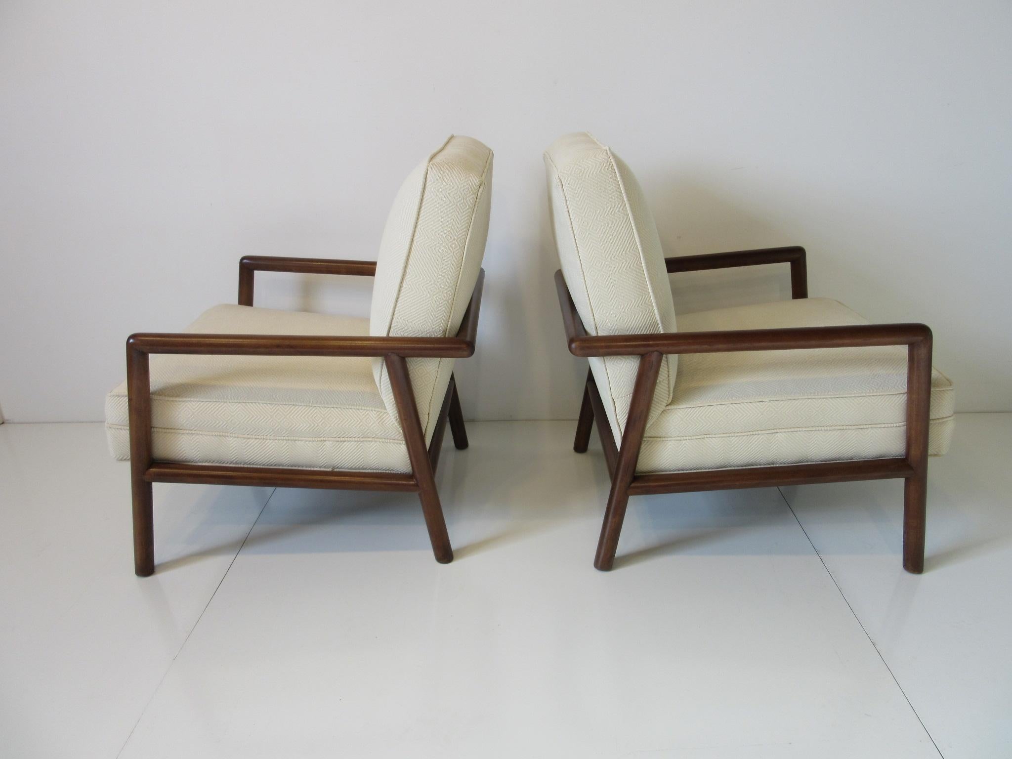 T.H. Robsjohns-Gibbings Lounge Chairs for Widdicomb (Moderne der Mitte des Jahrhunderts)