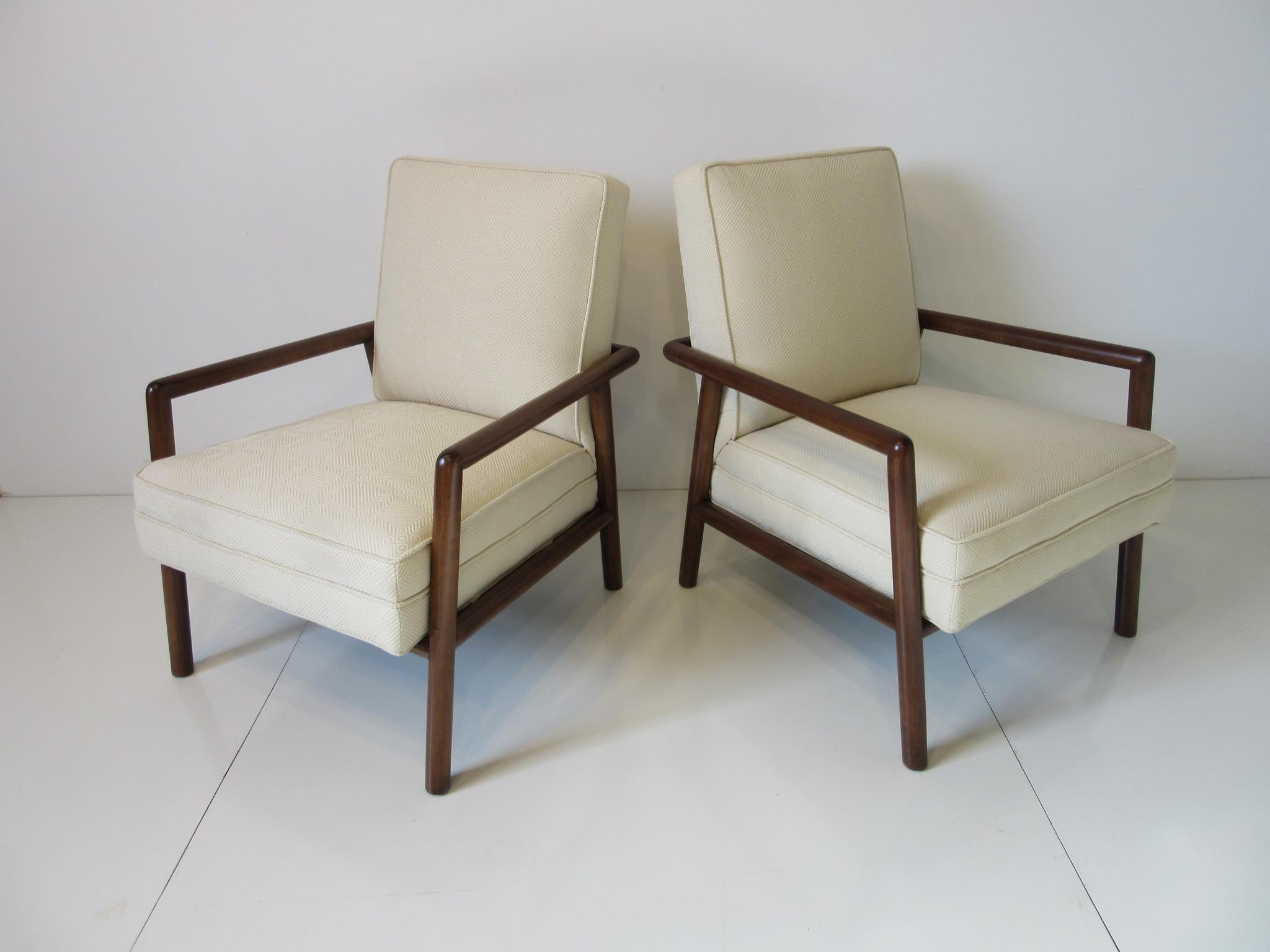 T.H. Robsjohns-Gibbings Lounge Chairs for Widdicomb 1