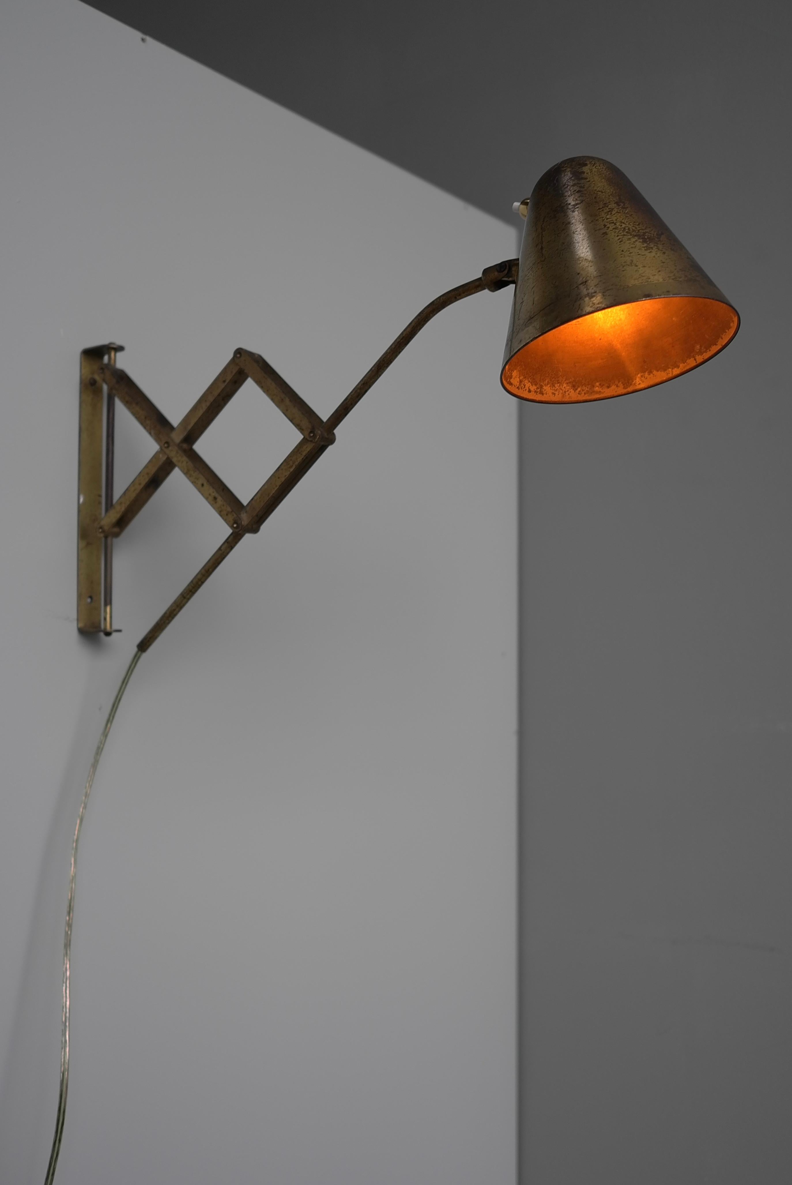 Th. Valentiner by Poul Dinesen Copper Scissor Wall Lamp, Denmark 1950s For Sale 10
