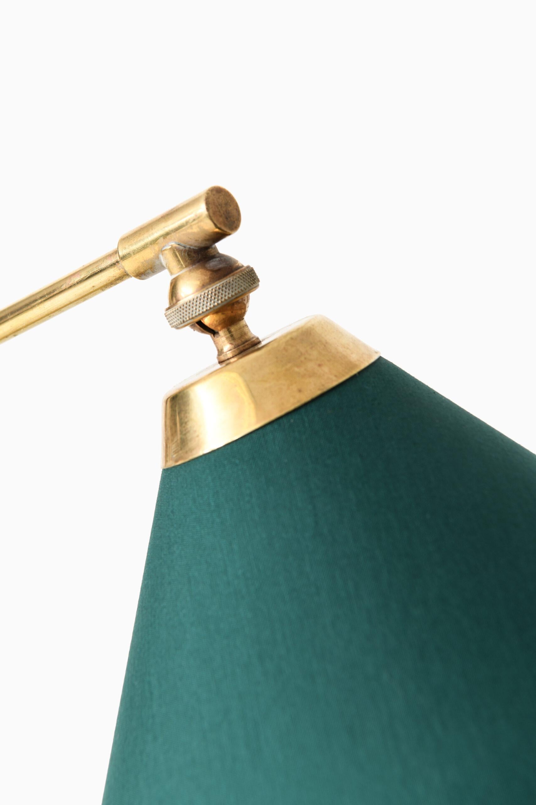 T.H. Valentiner Stehlampe, hergestellt von Poul Dinesen in Dänemark (Dänisch) im Angebot
