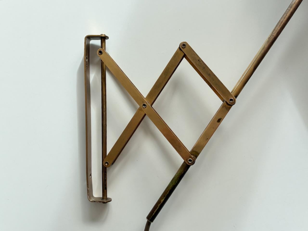 T.H. Valentiner wall lamp brass Made in Denmark 1960's For Sale 2