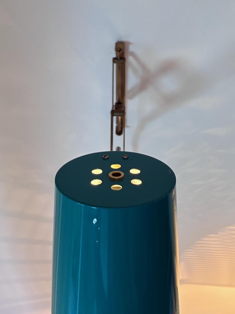 Lacquered T.H. Valentiner wall lamp brass Made in Denmark 1960's For Sale