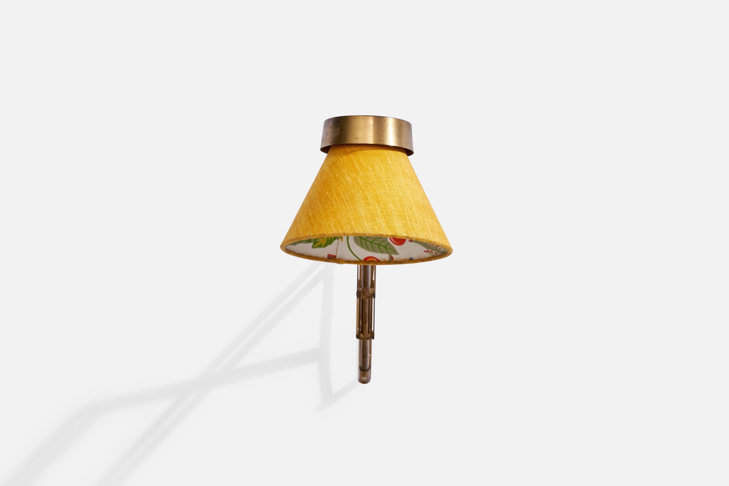 Scandinavian Modern T.H. Valentiner, Wall Light, Brass, Fabric, Denmark, 1950s For Sale