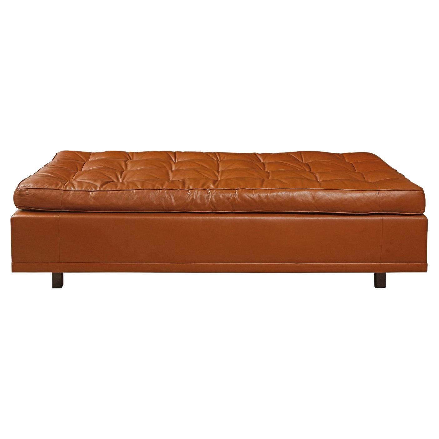 Thad Hayes Custom Daybed in Fine Leather for the Gibson Residence, 1990s
