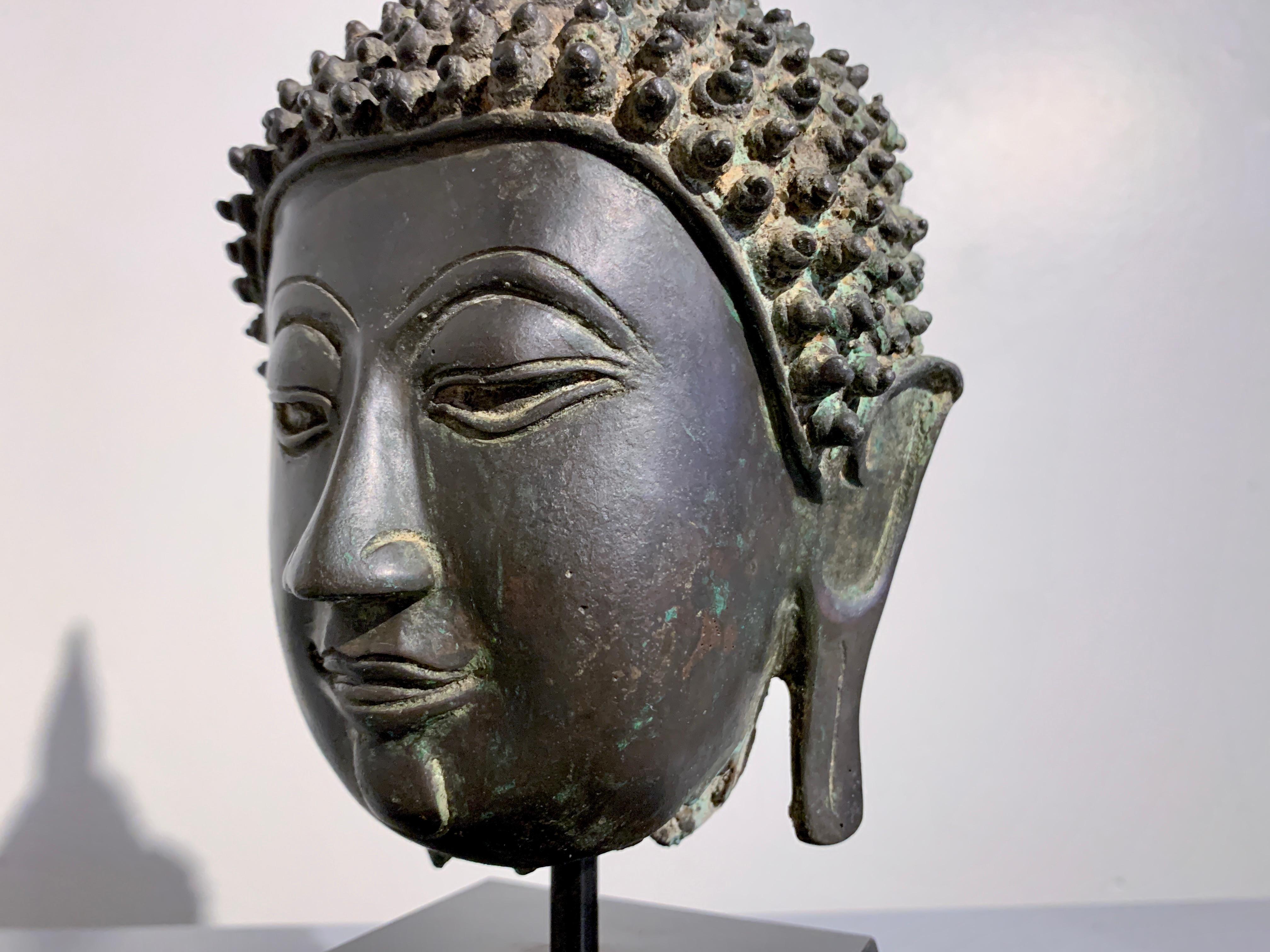 Thai Ayutthaya Bronze Buddha Head, U-Thong C Style, 18th/19th Century, Thailand For Sale 3
