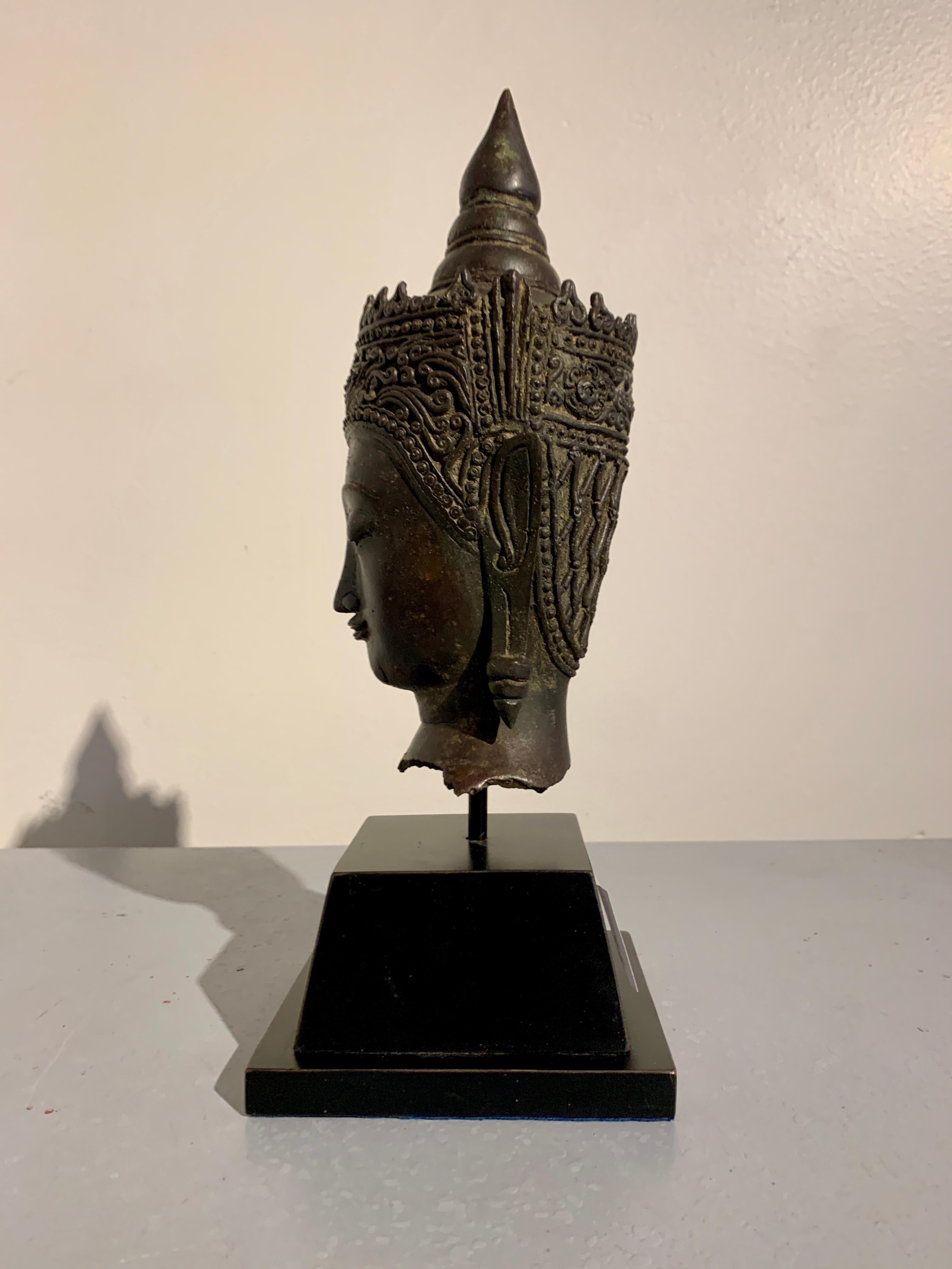 Thai Bronze Crowned Buddha Head, Ayutthaya Period, 17th C, Thailand In Good Condition In Austin, TX