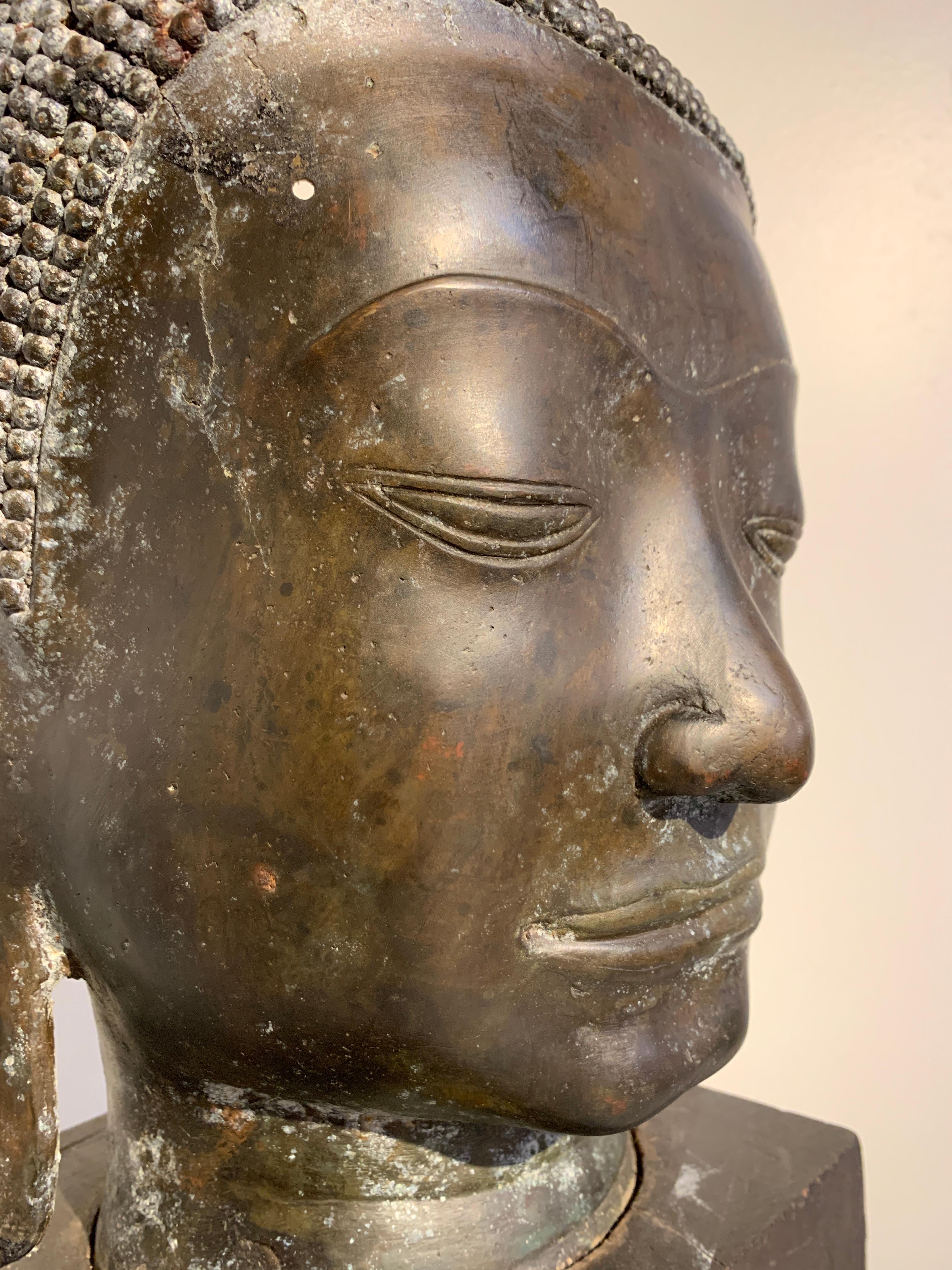 Thai Bronze Head of the Buddha, Ayutthaya U-Thong Style, 14th-15th Century 6