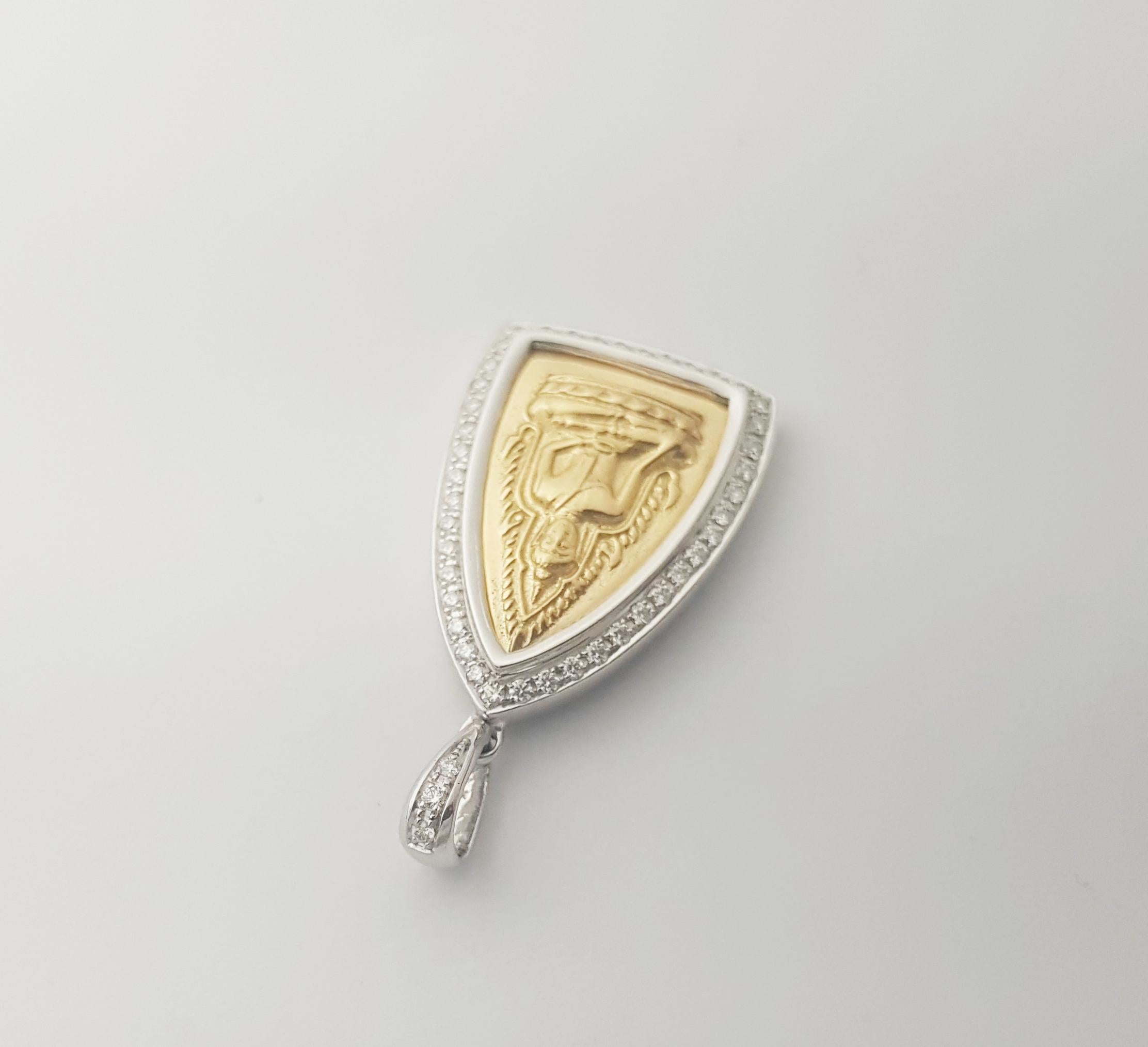 Taille brillant Pendentif bouddha thaïlandais serti de diamants en or jaune/blanc 14K en vente