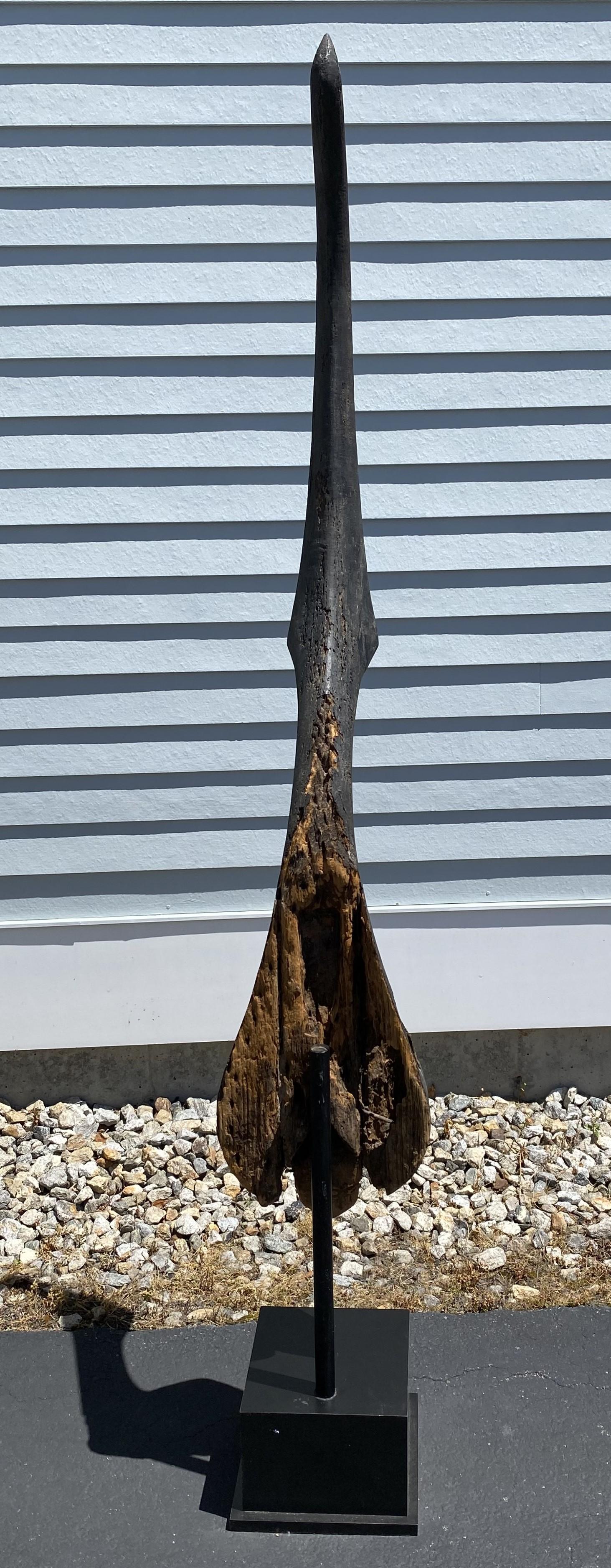 Thai geschnitzt Ebonized hölzernen Chofa Tempel Turm auf Sockel (Metall)